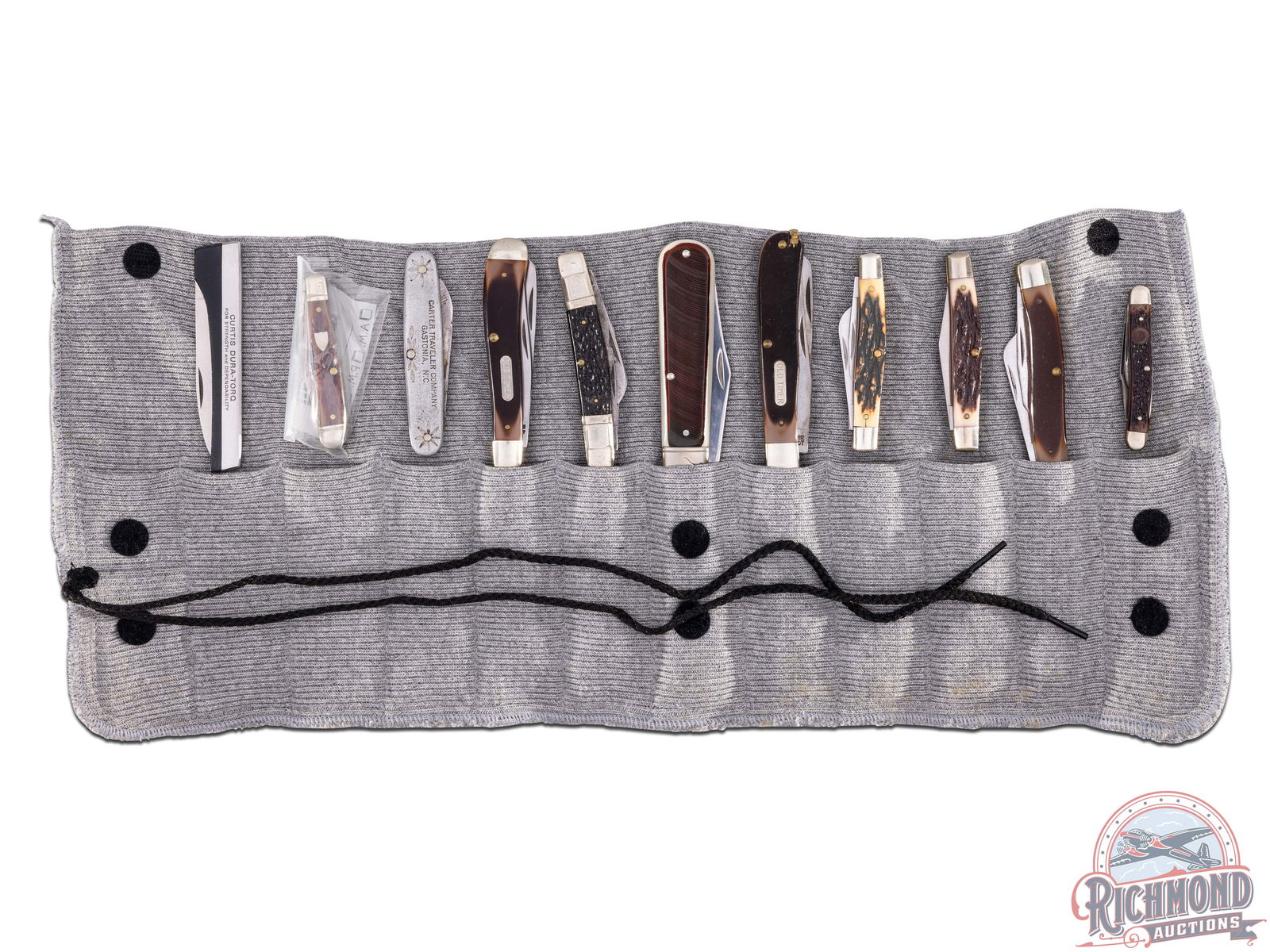 10 Assorted Schrade, Barlow and Boker Collector Folder Knives in Sack-Up Protector: This lot of 10 assorted knives includes Schrade Old Timer, Uncle Henry, Master Barlow, and Boker brands. Assorted styles with most have jigged or sawcut Delrin handles. All come in a Sack-Ups knife pr