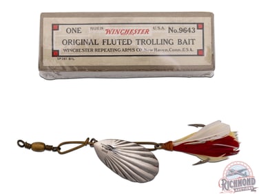 Exceptional Condition Winchester No 9643 Original Fluted Trolling Bait Spoon Lure in Original Box
