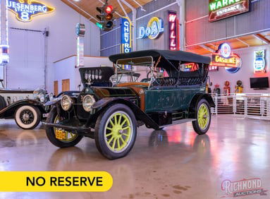 1913 Interstate Model 45 7-Passenger Touring Car