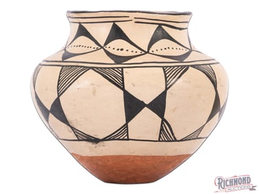 Southwestern Native American Pottery Piece