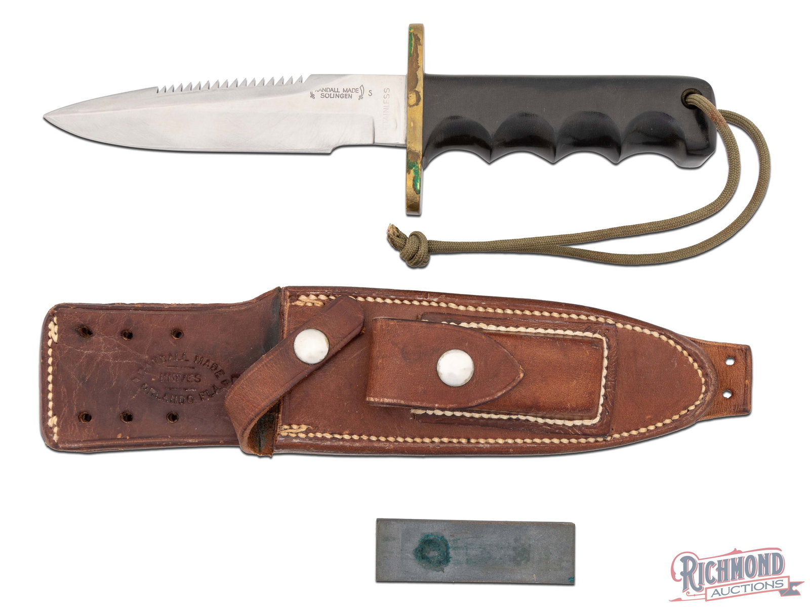 Rare Randall Made Model 14 Attack Solingen Stainless Vietnam Era Knife with Leather Sheath: Manufactured by Randall Made in Solingen Germany during the Vietnam Era. The model 14 Attack knife was designed to meet the demand for an almost indestructible all-purpose knife, especially suited for