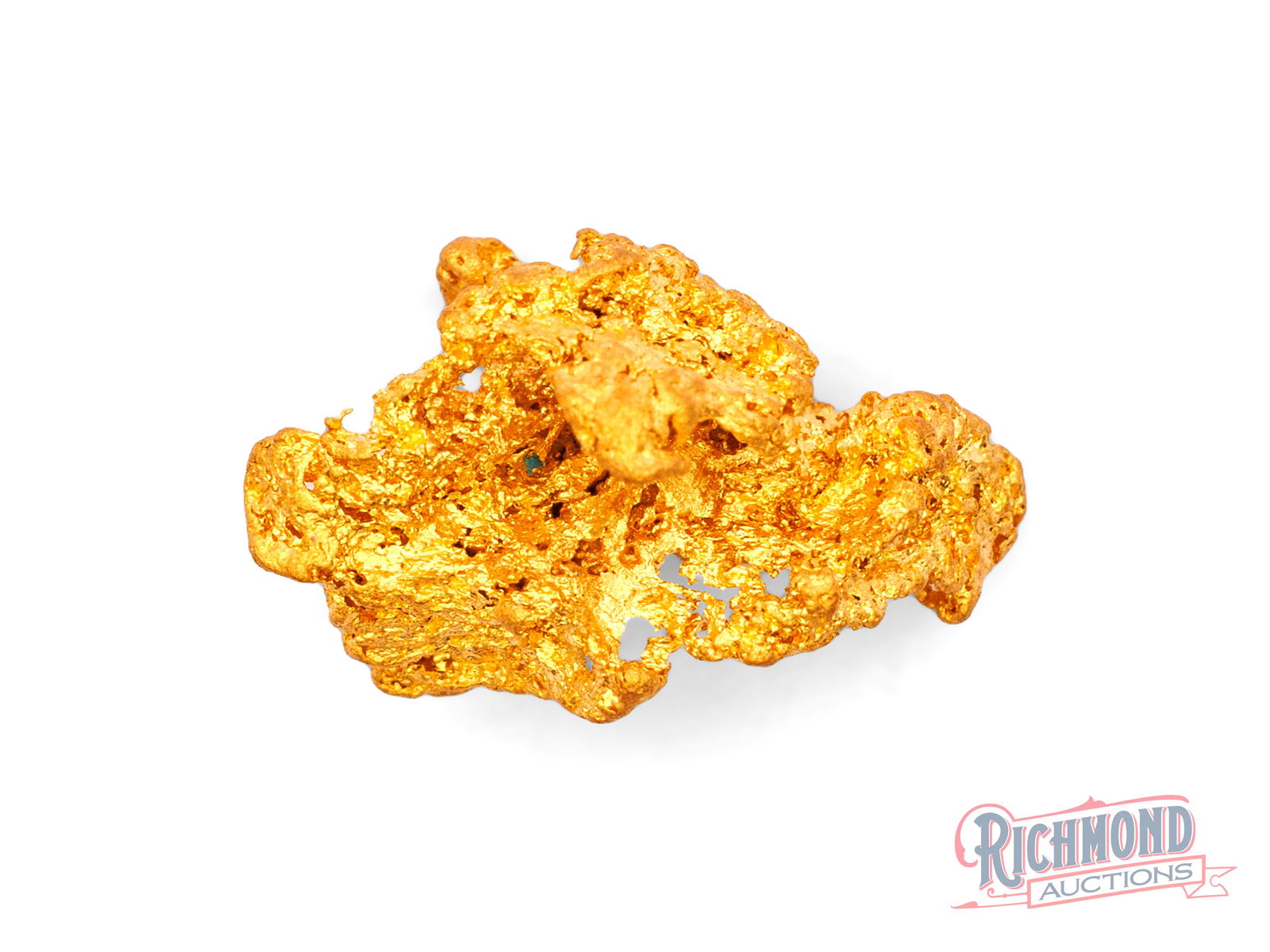4g Natural Gold Nugget: Found just beneath the surface in the Golden Triangle, this nugget exhibits strong luster and a rich gold tone. The Golden Triangle is synonymous with Australia's gold rush era and remains one of the