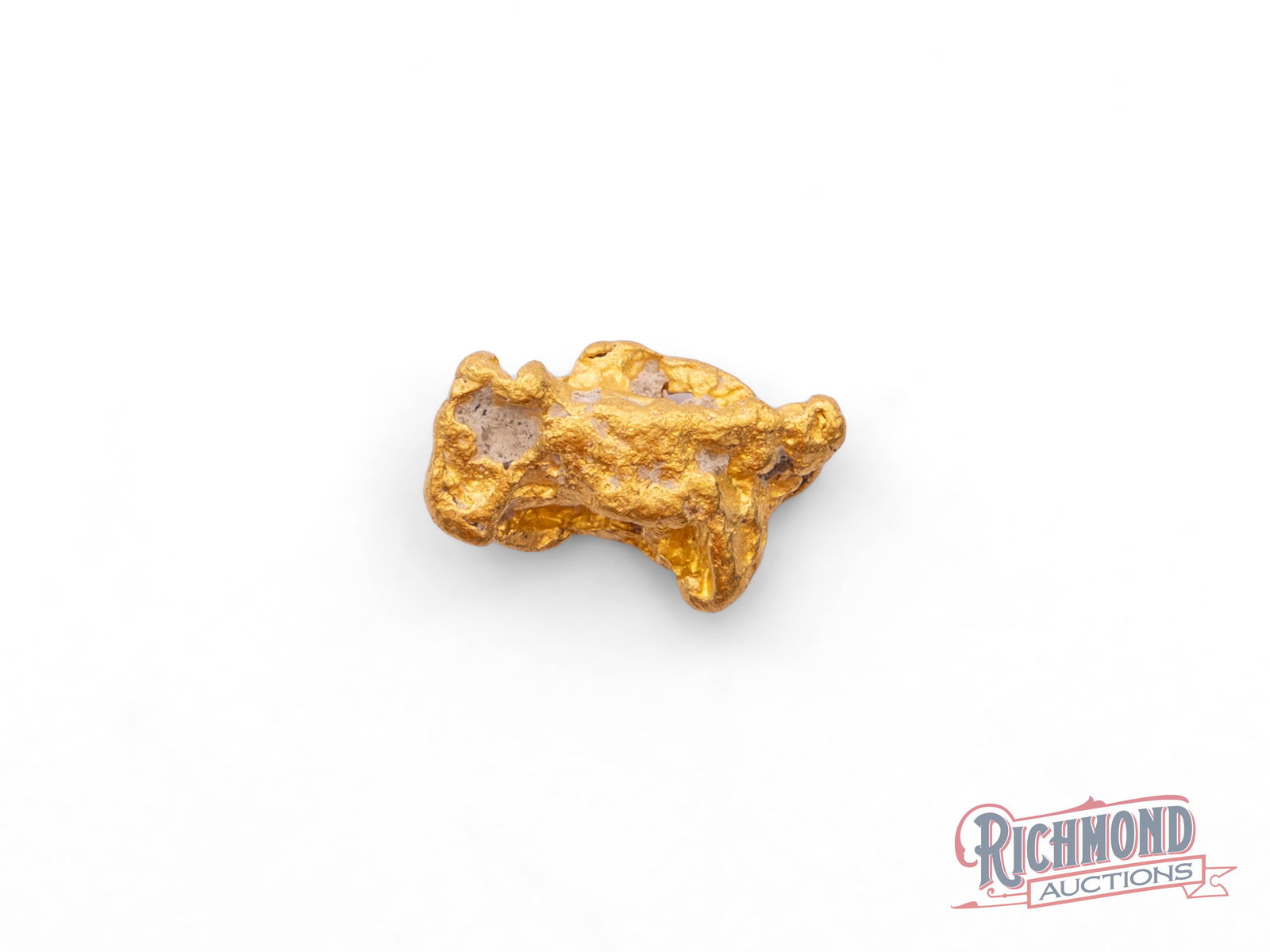 2g Natural Gold Nugget: Unearthed in Kanowna by the Mahoney family, this alluvial gold nugget is a true natural original. Its form was shaped entirely by the earth over time, resulting in a piece that can never be replicated