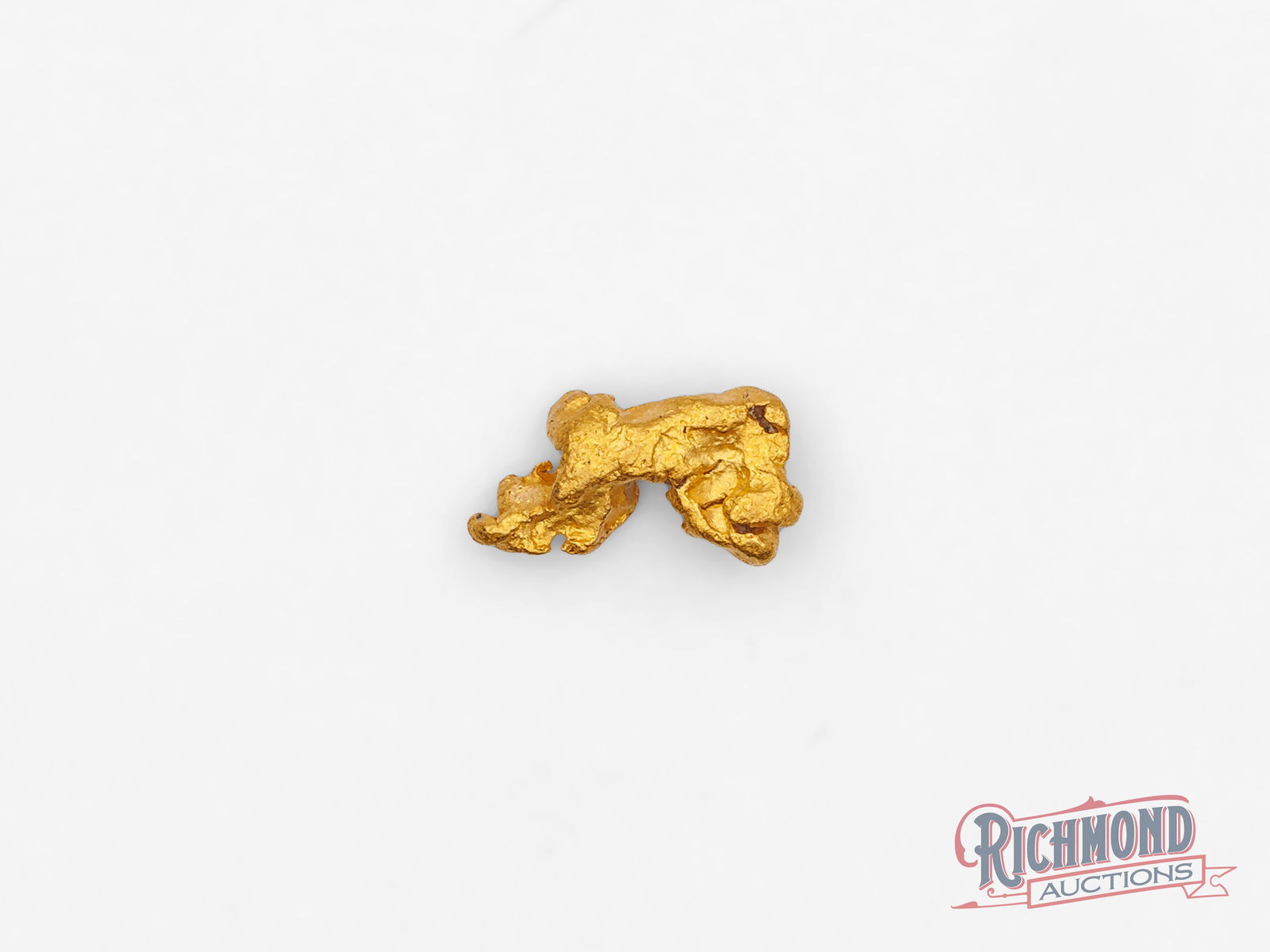 1g Natural Gold Nugget: This gold nugget comes from Kalgoorlie, one of the most iconic and productive goldfields in the world. Found by the Mahoney family, it showcases the relentless pursuit of gold and the uniqueness of ev