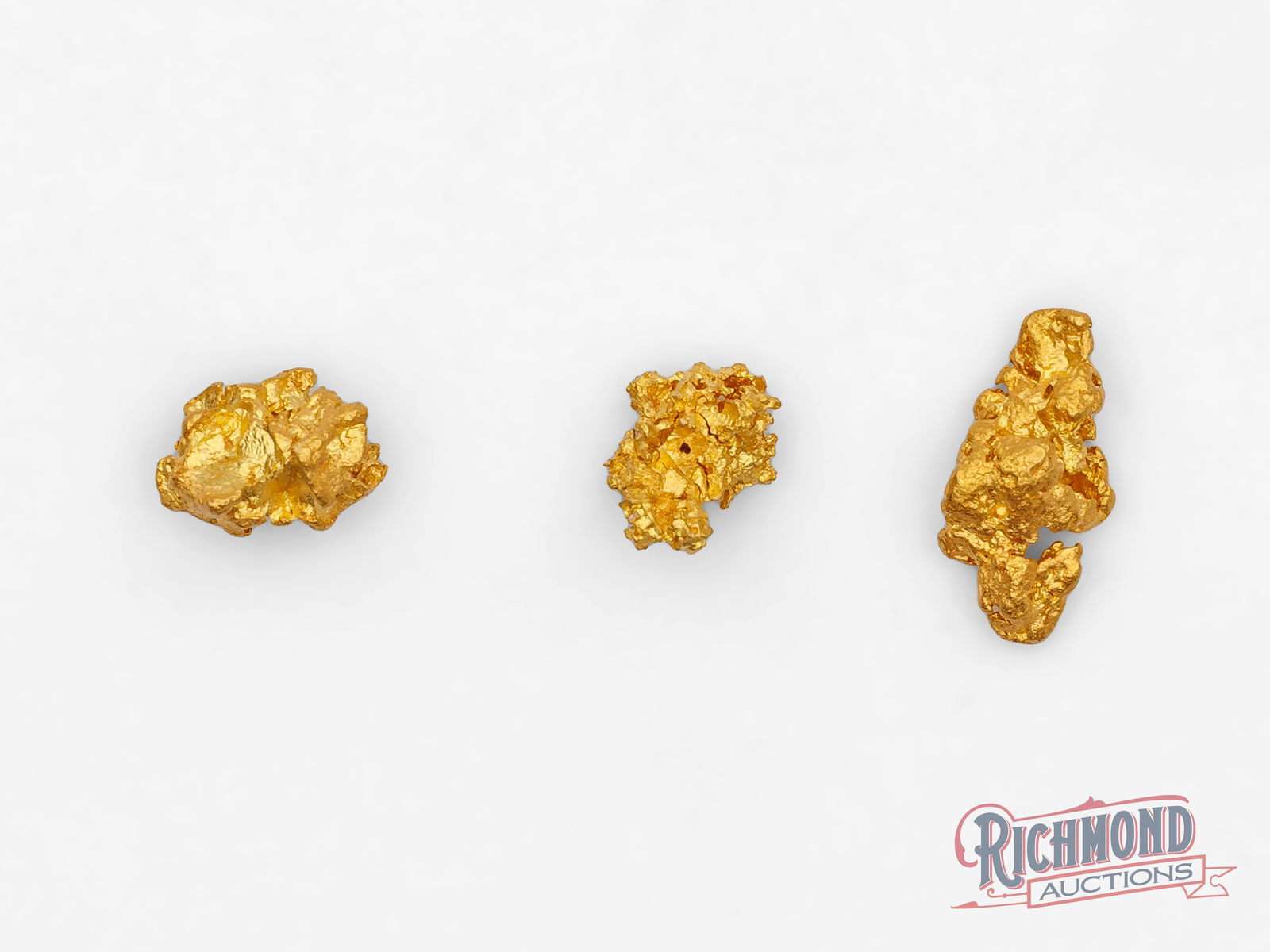 2g Natural Gold Nugget: Discovered in the legendary Kalgoorlie gold fields, an area that helped build Australia's gold industry, this nugget was found by the Mahoney family through hands-on mining. It represents determinatio