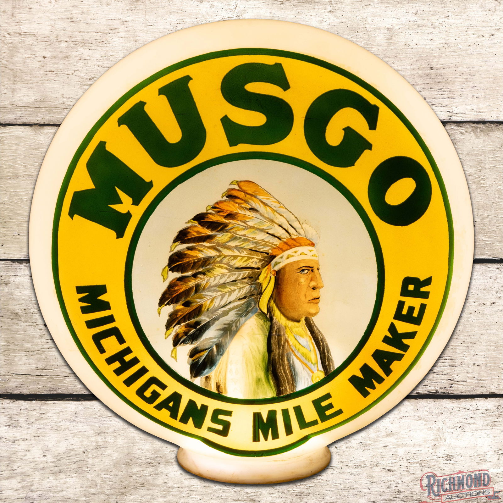 NOS Musgo "Michigan's Mile Maker" Gasoline OPB Milk Glass Globe (1 of 6)