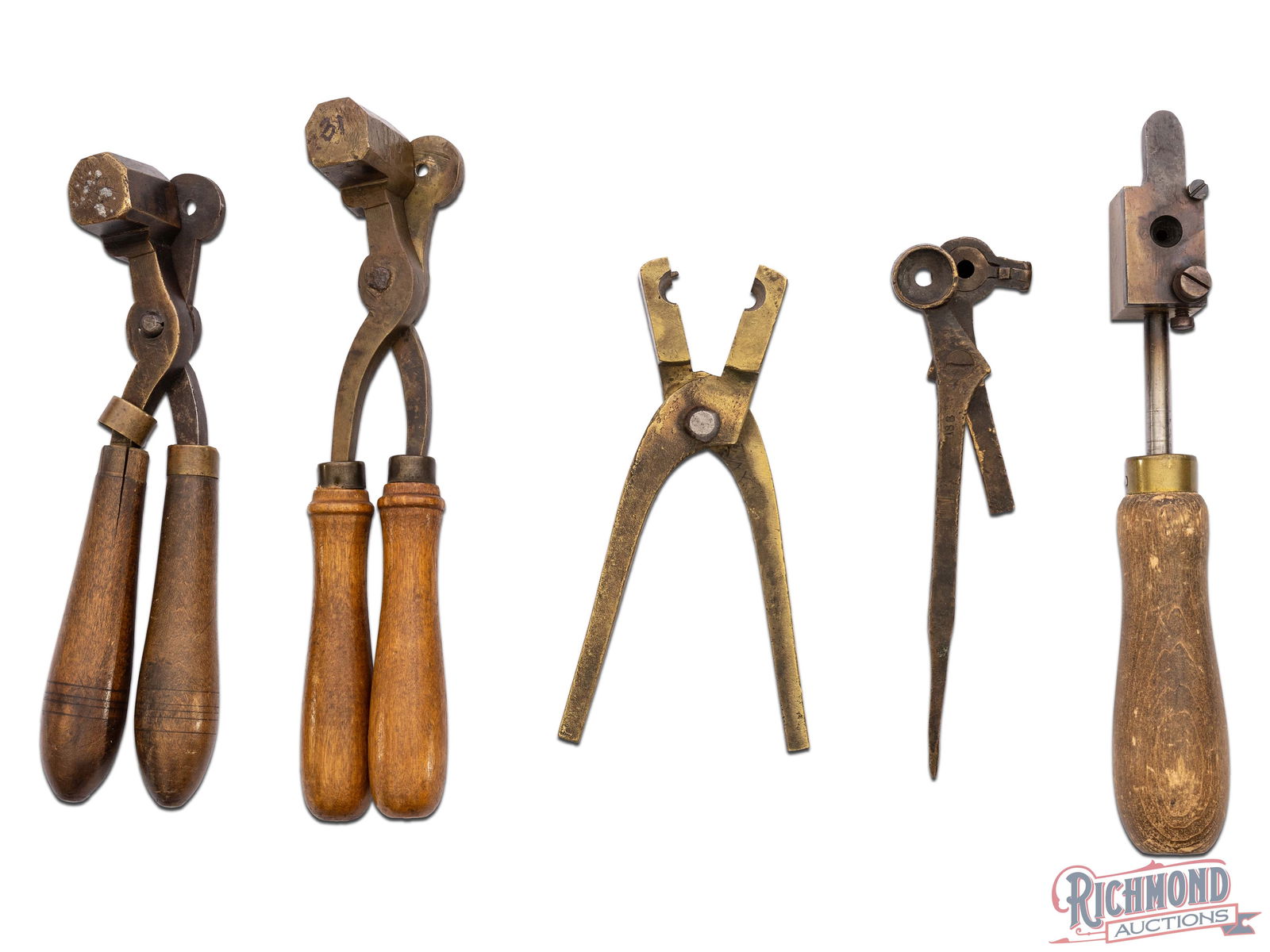 Collection Of Vintage Conical Bullet Molds: Collection consists of 4 brass vintage single cavity wooden handle conical bullet molds and one double cavity. FFL: Antique.