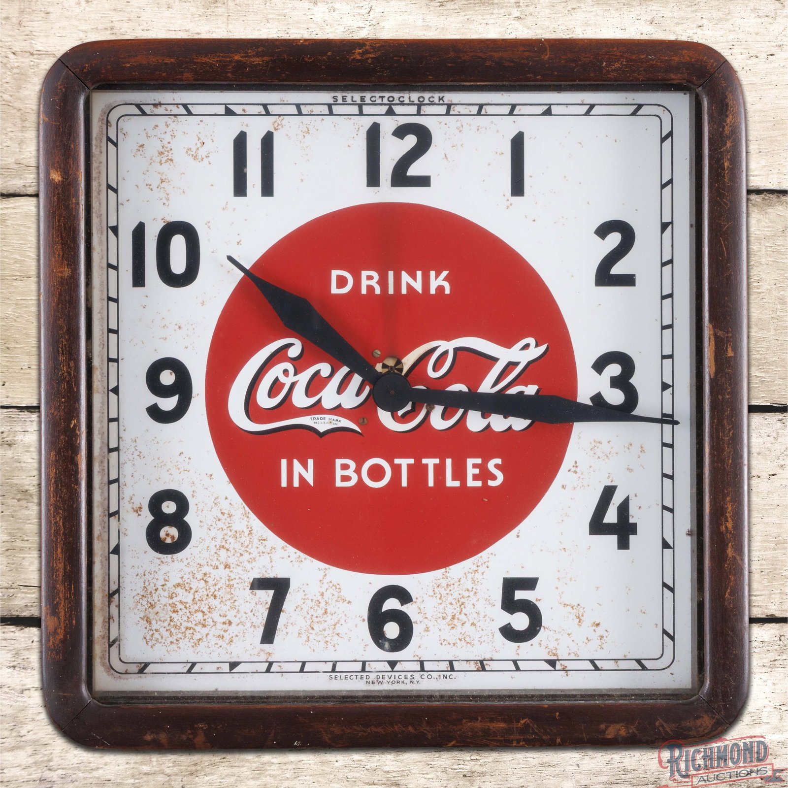Drink Coca Cola in Bottles 16" Advertising Clock (1 of 3)