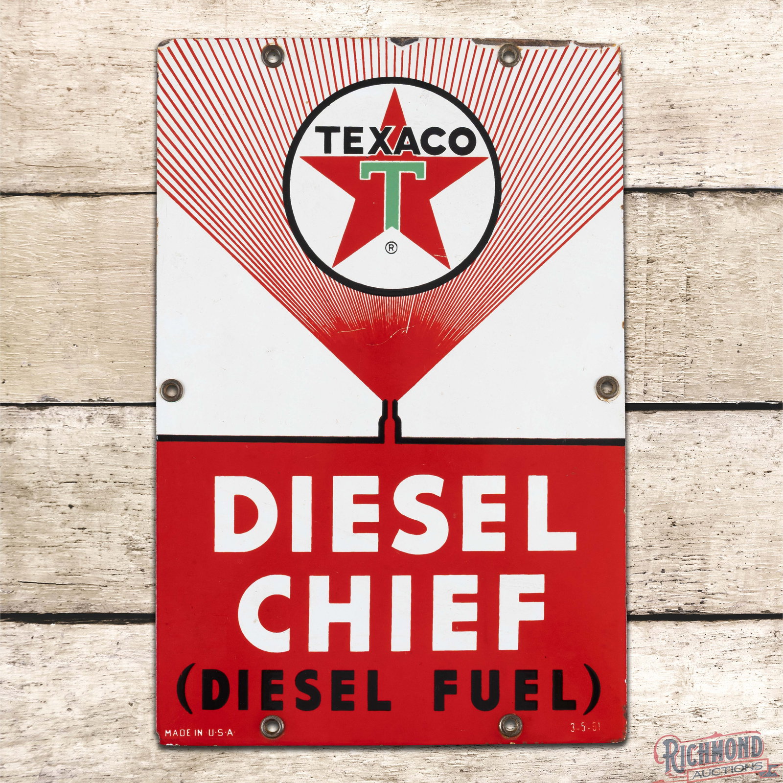 Rare Texaco Diesel Chief Single Sided Porcelain Pump Plate Sign "Small": Hard to find small Texaco Diesel Chief SSP (single sided porcelain) pump plate. This plate was found on a farm in Vermont. It has excellent color and gloss. It shows a few scratches in the field and s
