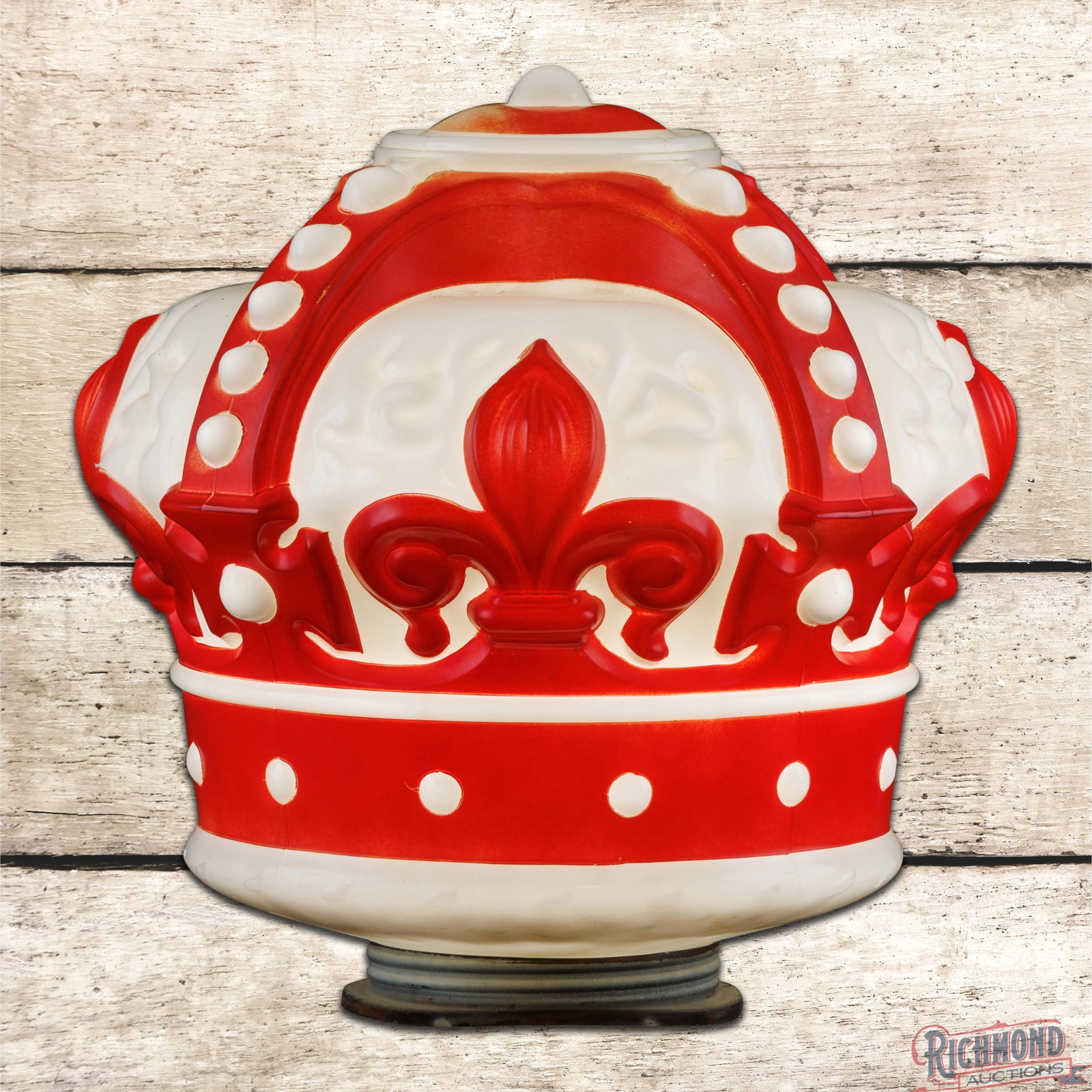Standard Red Crown Gasoline OPC Milk Glass Gas Pump Globe (1 of 5)