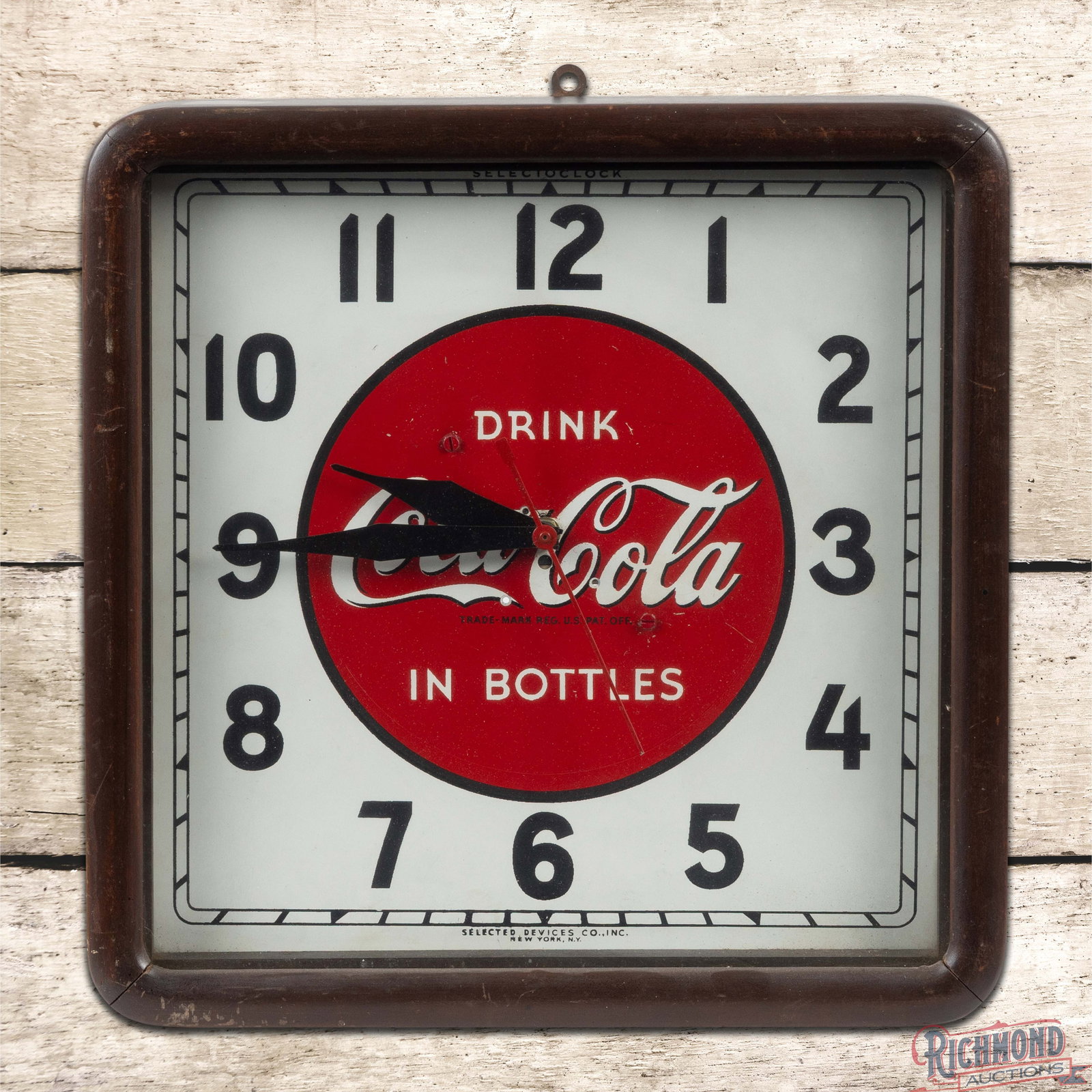 Drink Coca Cola in Bottles 16" Advertising Clock (1 of 3)