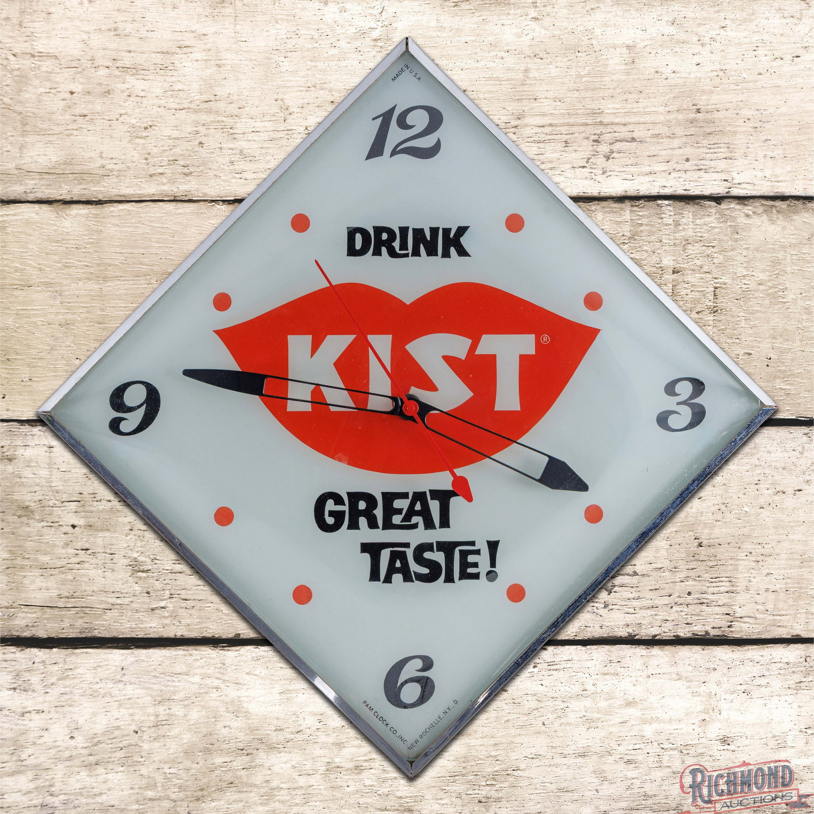 Drink Kist Great Taste! 22" Pam Lighted Advertising Clock: Lighted advertising clock. The clock portion works however the lighted portion is not working. The inner face is exceptionally clean with the large "Kist" graphic in the center field. The display has 
