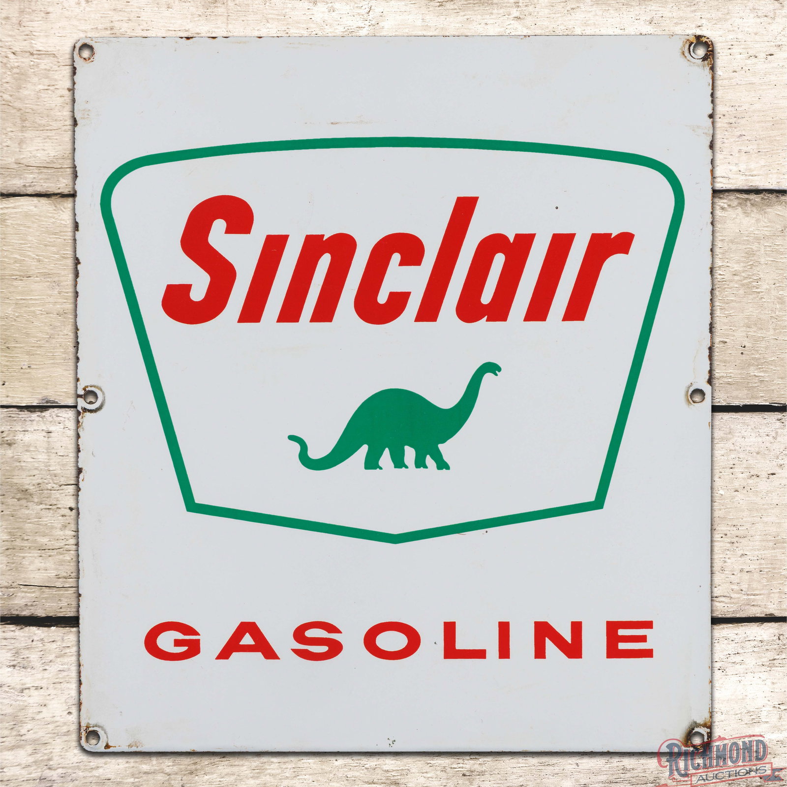 Sinclair Gasoline Single Sided Porcelain Pump Plate Sign w/ Dino: SSP (single sided porcelain) sign has excellent color and gloss. The display has light wear in the outer fields. The perimeter has edge wear with small chips and discoloration. The sign displays well 