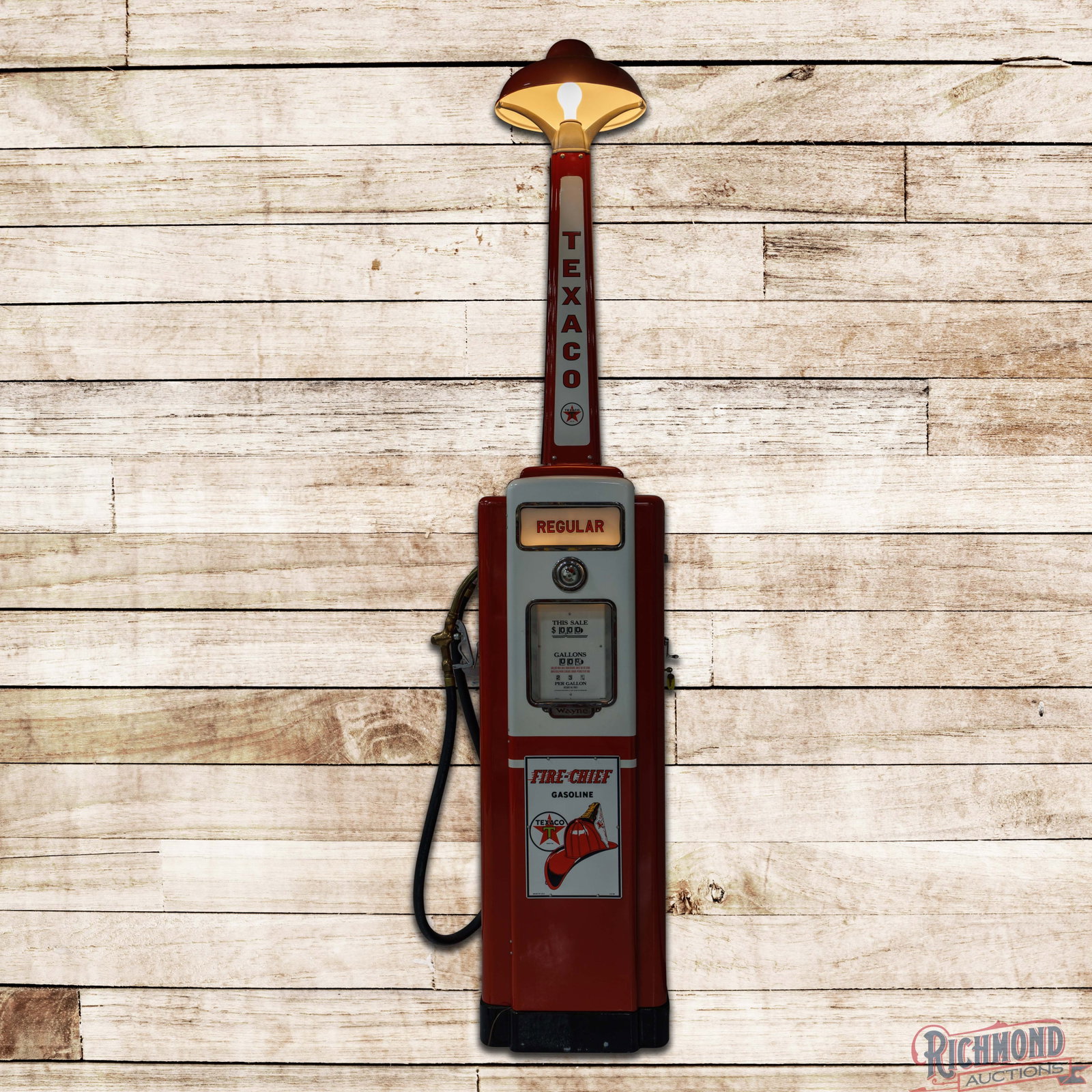 Wayne Model #70 Computing Gas Pump Restored w/ Station Lighter Texaco Fire Chief (1 of 6)