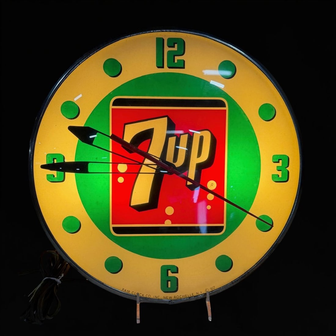 7Up Light Up Pam Clock - 2