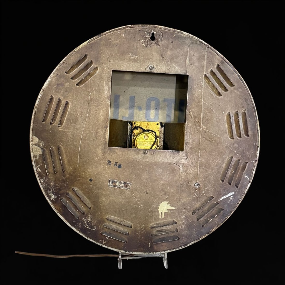 Autolite Battery Light Up Clock - 2