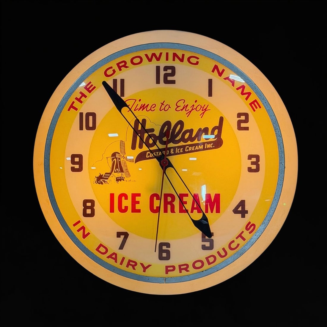 Holland Ice Cream Light Up Clock. - 2