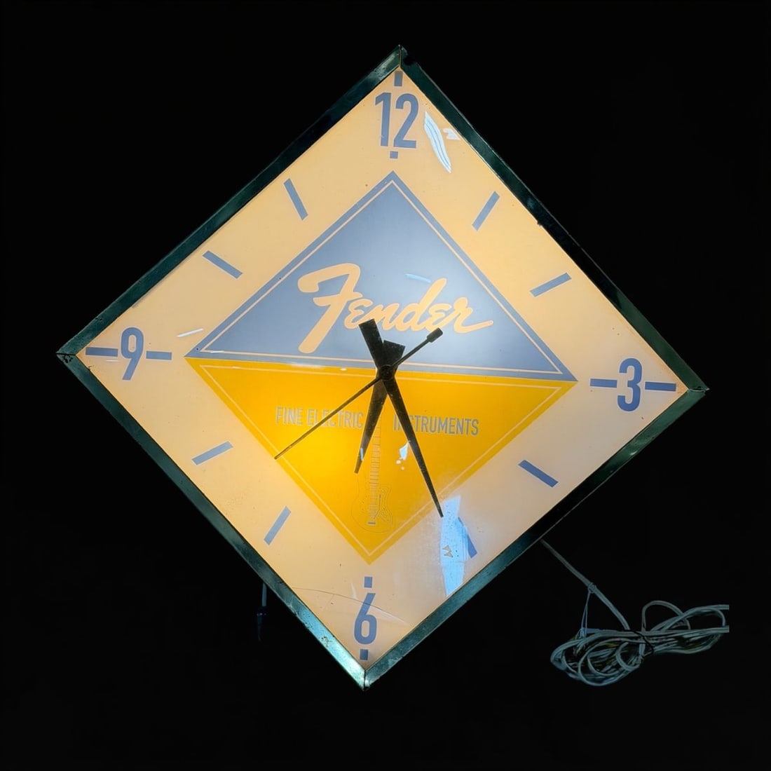 Fender Fine Electric Guitar Clock - 2