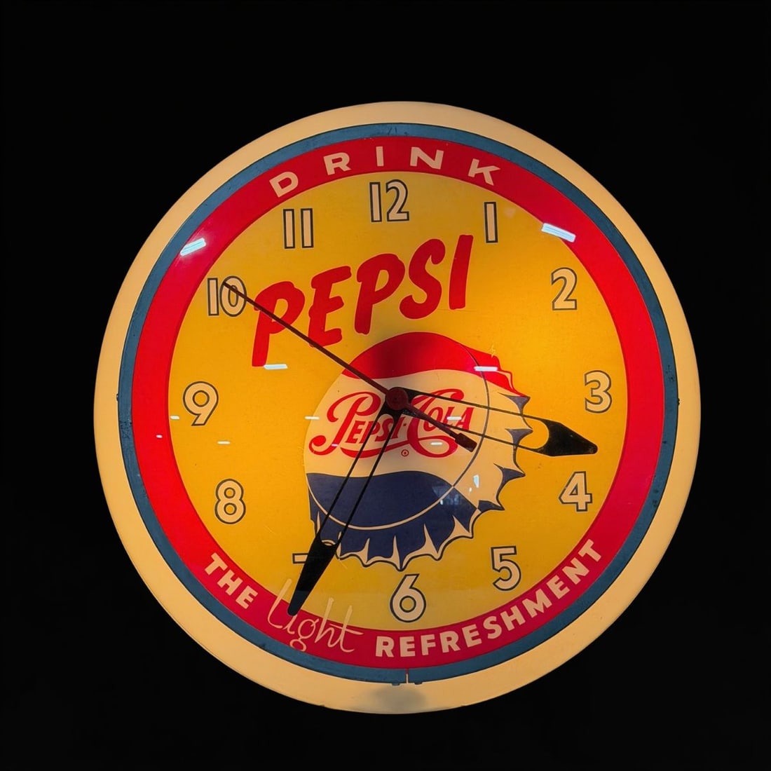 Drink Pepsi The Light Refreshment Light Up Clock - 2