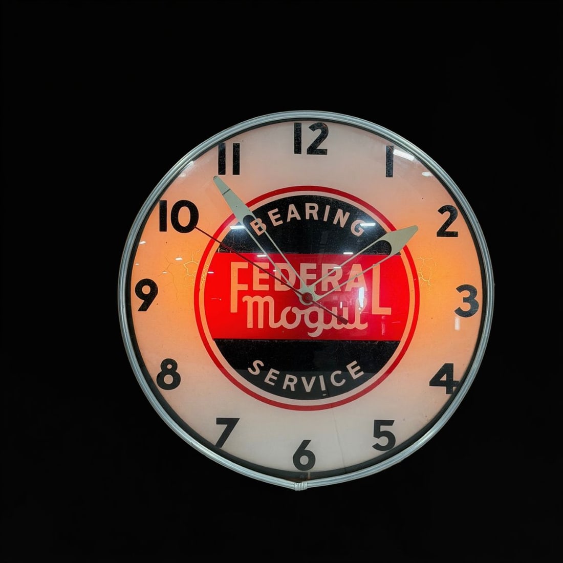 Federal Mogul Bearing Light Up Clock. - 2