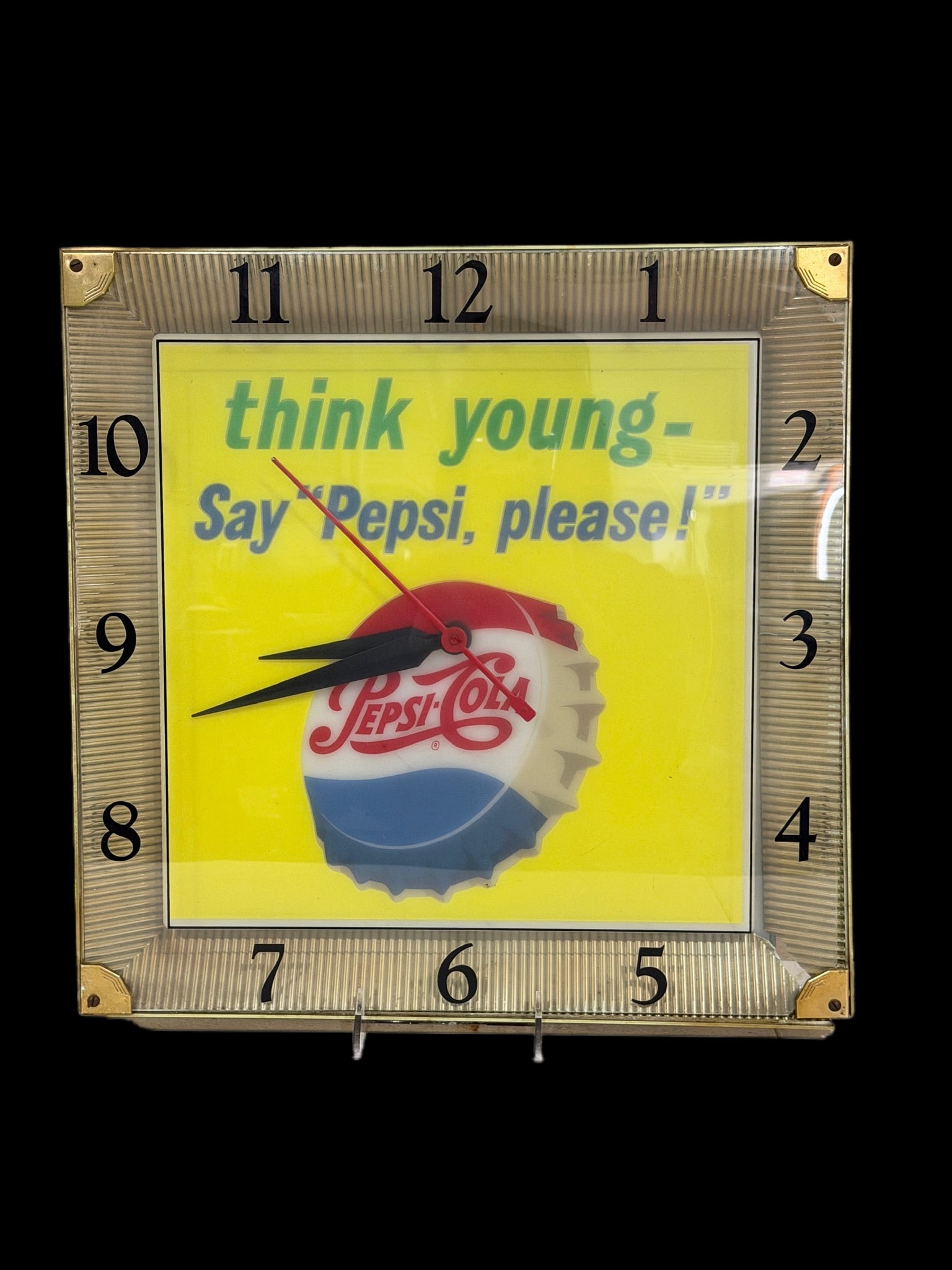 Think Young Say Pepsi Please Light Up Clock (1 of 3)