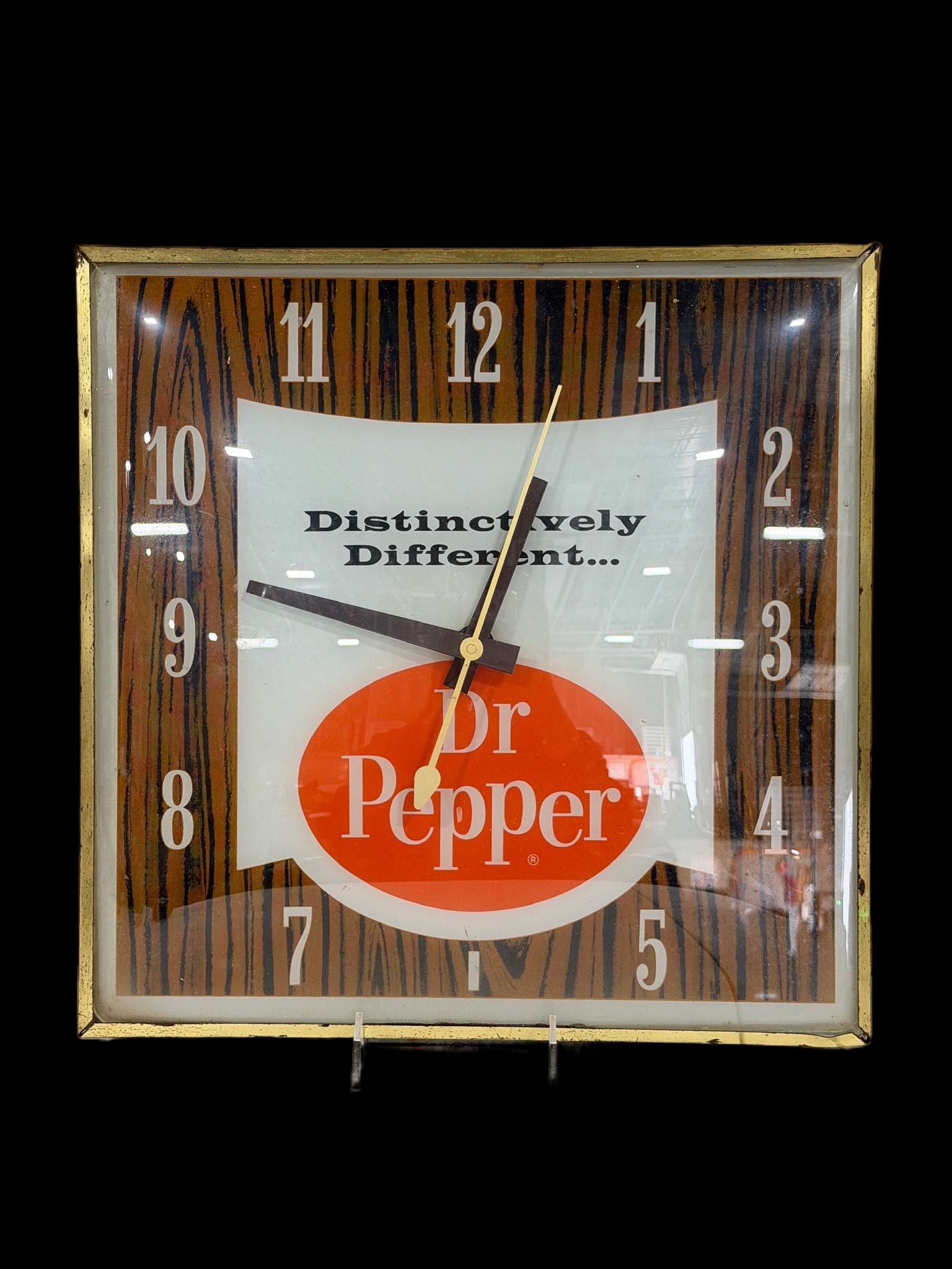 Distinctively Different Dr Pepper Light Up Clock: Lights up and mechanism works as it should. Face shows shelf wear. Slight paint cracking under the FF in different. 15" H x 15" W x 4" D. All items are eligible for free delivery to Rustbelt Americana