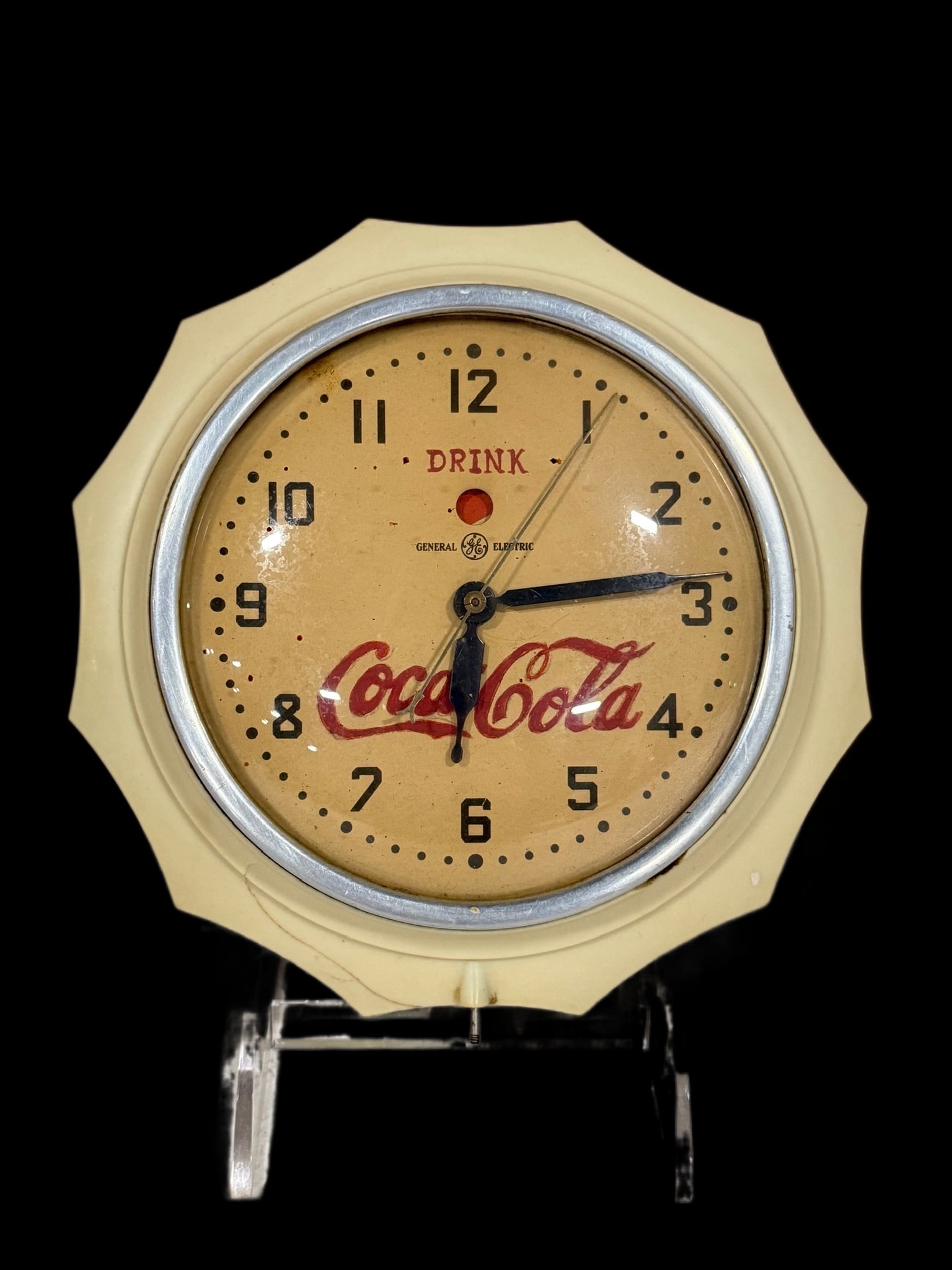 Drink Coca Cola Coke Ge Clock: Manufactured by GE. Works when plugged in. Plastic has crack at 7 running to the base.. 8" H x 3" W. All items are eligible for free delivery to Rustbelt Americana in East Moline, IL on 8/6-7 or