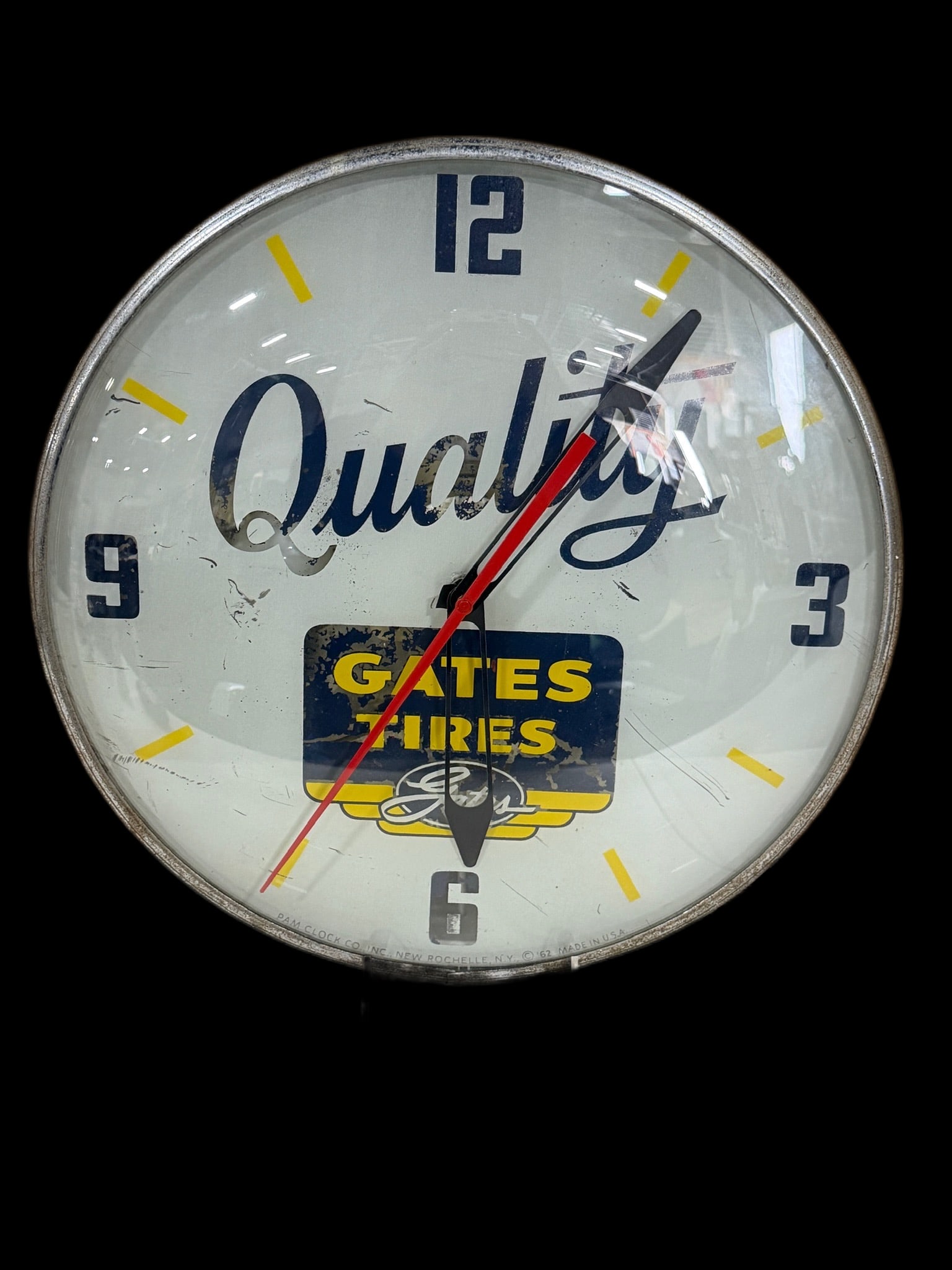 Quality Gates Tires Light Up Clock: Lights up and mechanism works as it should.. Significant paint flaking on face. 15" H. All items are eligible for free delivery to Rustbelt Americana in East Moline, IL on 8/6-7 or other shows that Ri