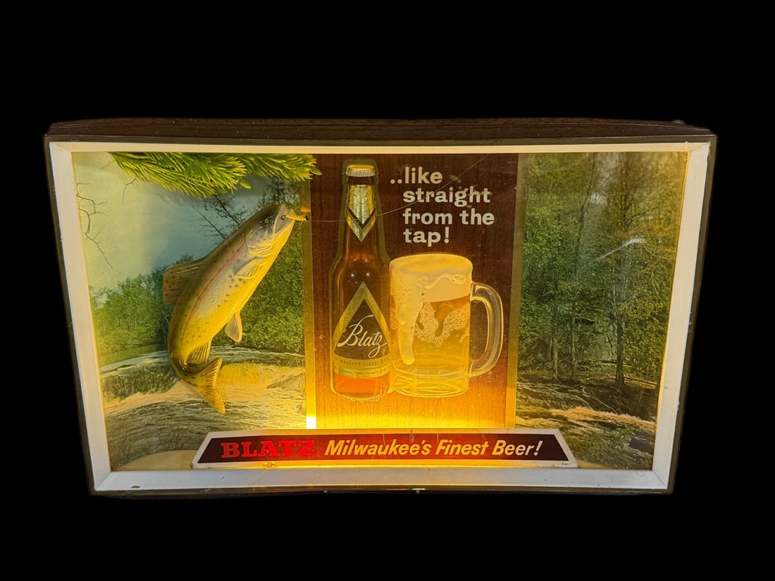 Blatz Milwaukee's Finest Beer Fishing Light Up Beer Display - 2