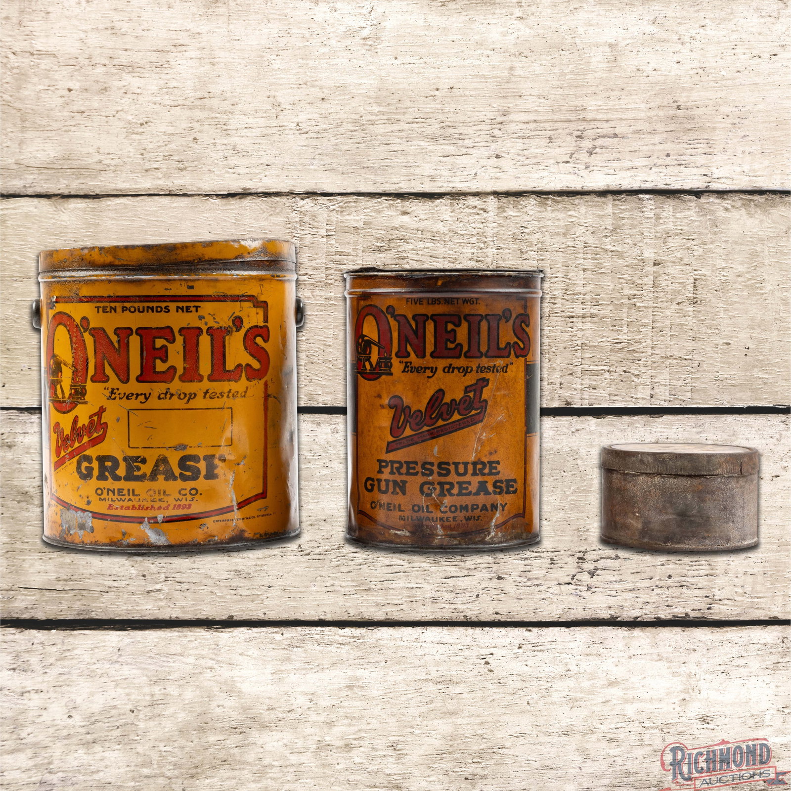 Group of 3 O'Neil's Velvet Metal Grease Cans Empty: The group includes a ten pound, five pound and one pound metal cans. All of the cans retain the original lids and the ten pound can is missing the handle. It also exhibits surface wear with paint chip