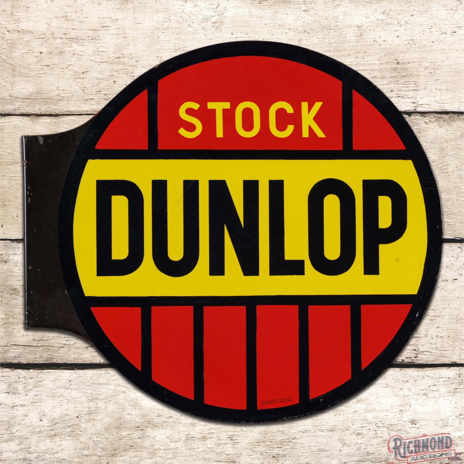Stock Dunlop Tires DSP Flange Sign: DSP flange has excellent color and gloss. The display has a clean field and perimeter. The reverse is in a similar condition with a mark in the field and minor factory blemishes along the lefthand sid