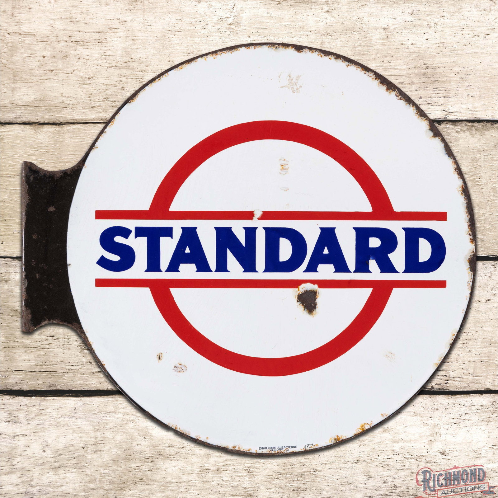 Standard Motor Oils Gasoline DSP Flange Sign w/ Logo: DSP flange has very good color and gloss. Side #1 has crazing and chips in the lower and outer fields. The perimeter has wear and chips along the outer edges. The reverse a larger chip in the field wi