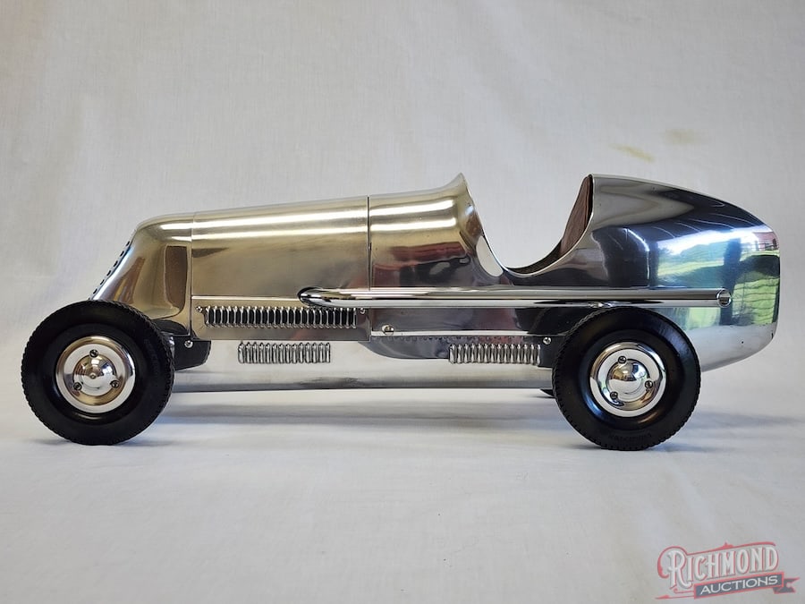 1940 Duesenberg Tether Car: Produced by the Duesenberg Model Car Company under the direction of Augie Duesenberg. This beautifully restored original example is powered by a Hassad custom engine. Highly polished, this car is