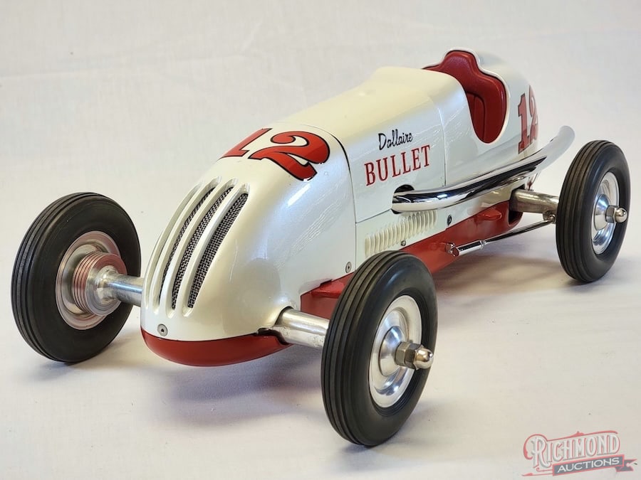 1940 Dallaire Bullet Tether Car: A beautiful contemporary of the very rare Dallaire Bullet powered by a Hassad Schock engine. The finish is brilliant and the graphics hand lettered. The car displays beautifully. The twin to this car 