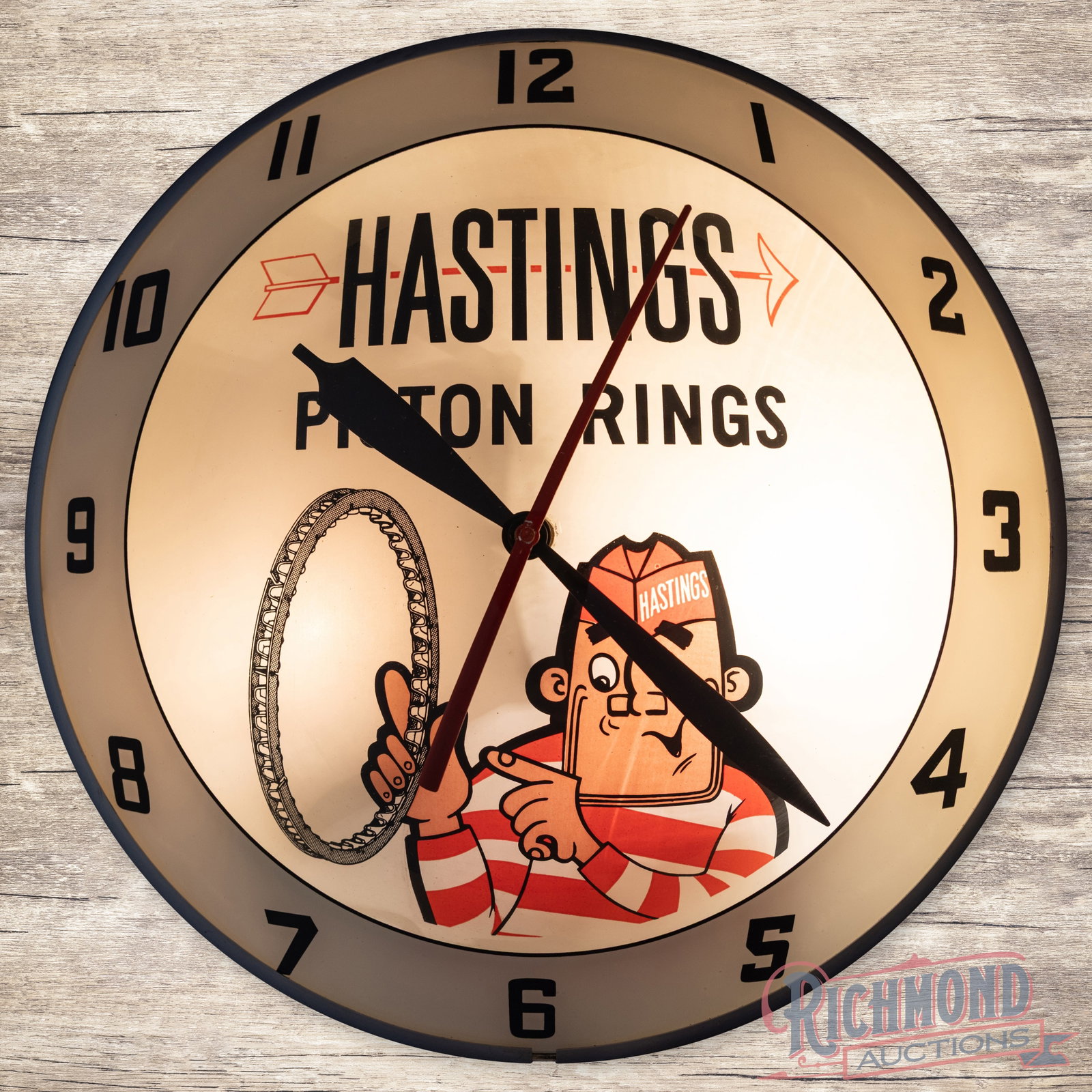 Hastings Piston Rings 15" Double Bubble Advertising Clock w/ Mascot (1 of 4)