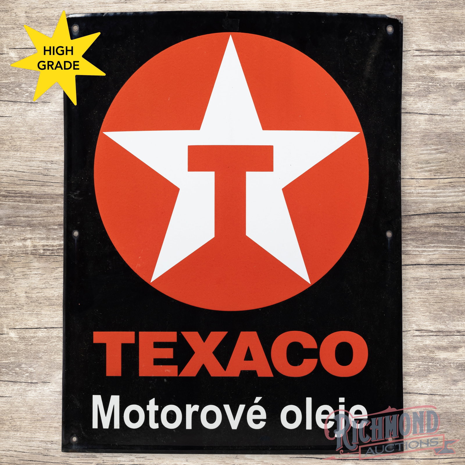 Texaco Motor Oil Motorov? Oleje 38" Single Sided Porcelain Sign: SSP (single sided porcelain) self-framed sign has excellent color and gloss. The field is clean. The perimeter has minor discoloration with minor chips along the edges. Overall a scarce Texaco that di