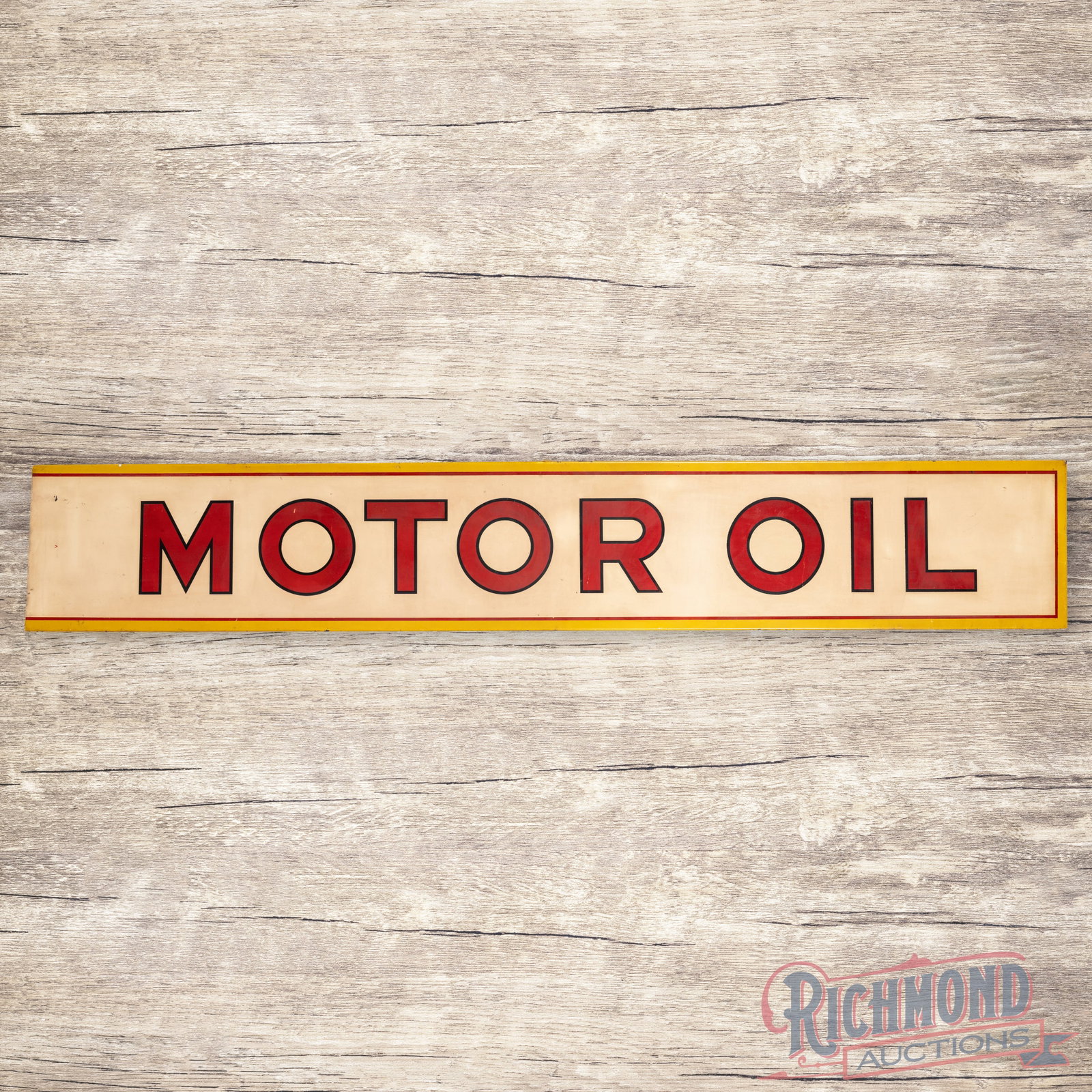 White Rose Motor Oil Single Sided Tin Service Station Sign: Rare SST (single sided tin) sign has very good color and shine. The display has light wear with toning to the white painted areas. The perimeter has paint chips, fine scratches and minor edge bends. M