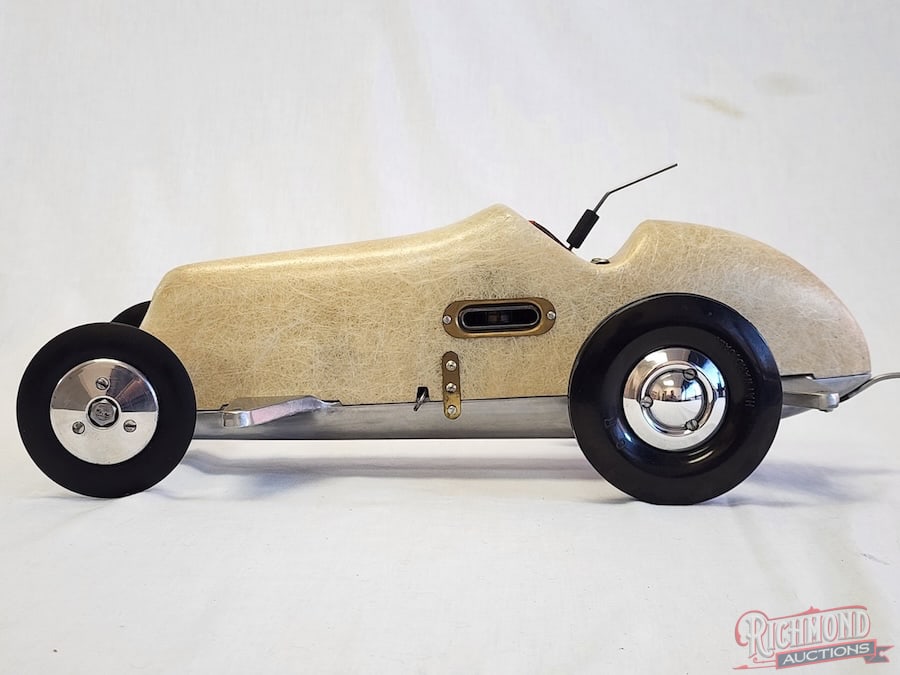 1949 Dooling Arrow Tether Car
