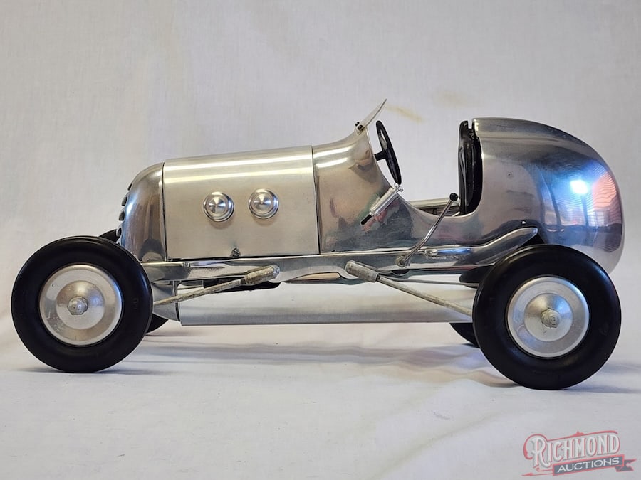 1978 Bremer Whirlwind Tether Car: This is an example of one of the outstanding series of reproduction Bremer Whirlwind cars Produced by Herb Singe. This car is powered by an early Brown Jr. engine. All items are guaranteed authentic