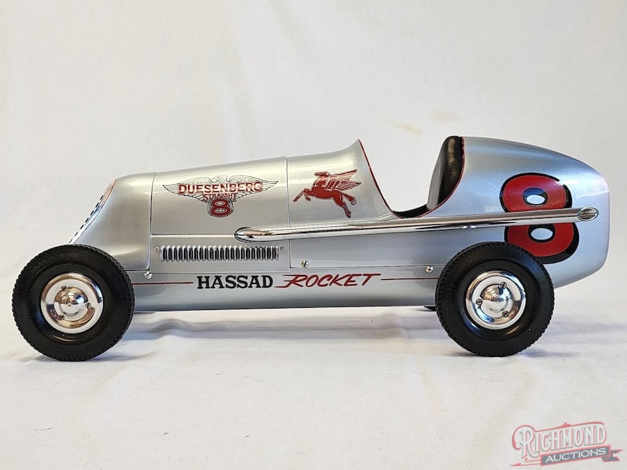 1940 Duesenberg Tether Car: Produced by the Duesenberg Model Car Company under the direction of Augie Duesenberg. This beautifully restored original example is powered by a one of a kind Hassad Schock stroker engine and was purc