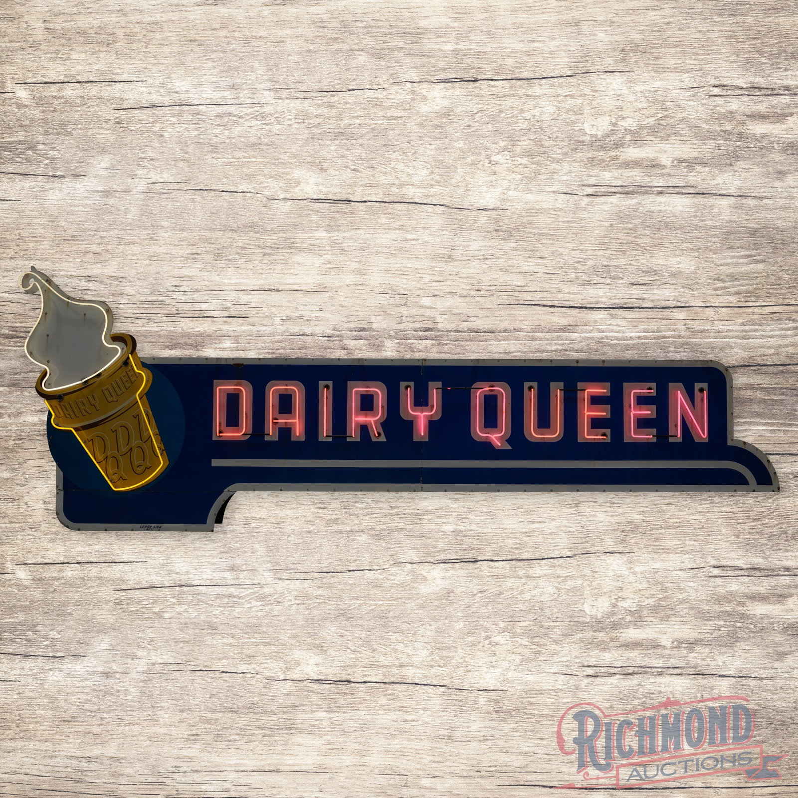 Impressive Dairy Queen 19' Factory Die Cut Neon Sign w/ Ice Cream Cone (1 of 5)