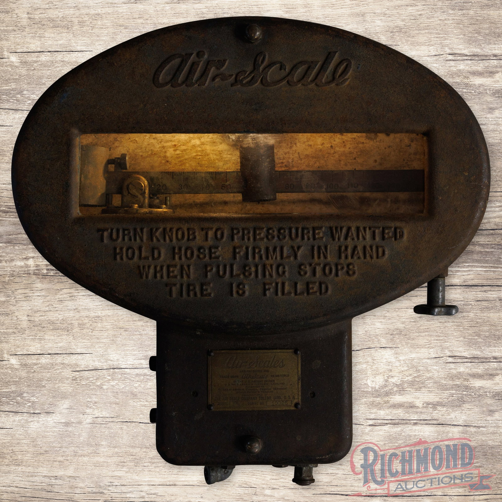 Air Scale Model #DW Cast Iron Wall Mount Air Meter (1 of 4)