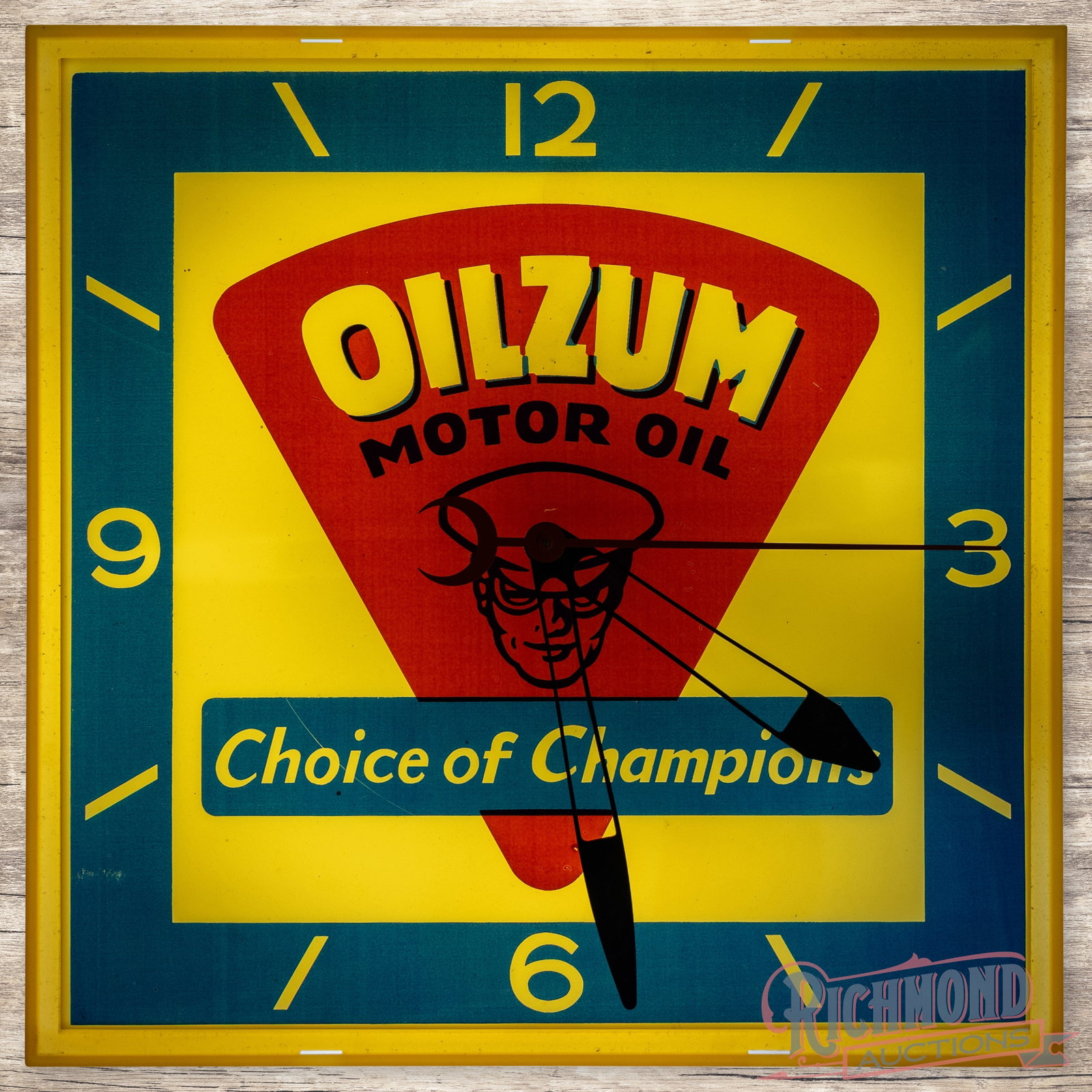 Oilzum Motor Oil Choice of Champions 15" Lighted Advertising Clock (1 of 4)