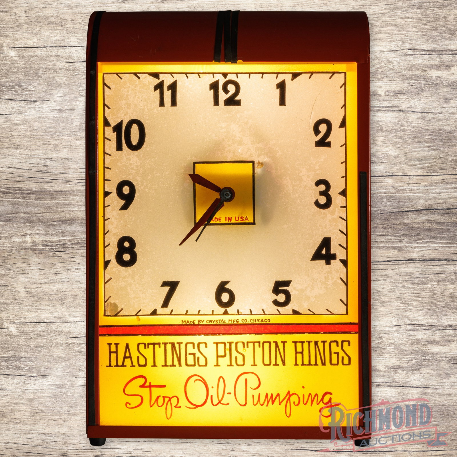 Hastings Piston Rings "Stop Oil Pumping" Lighted Advertising Clock (1 of 4)