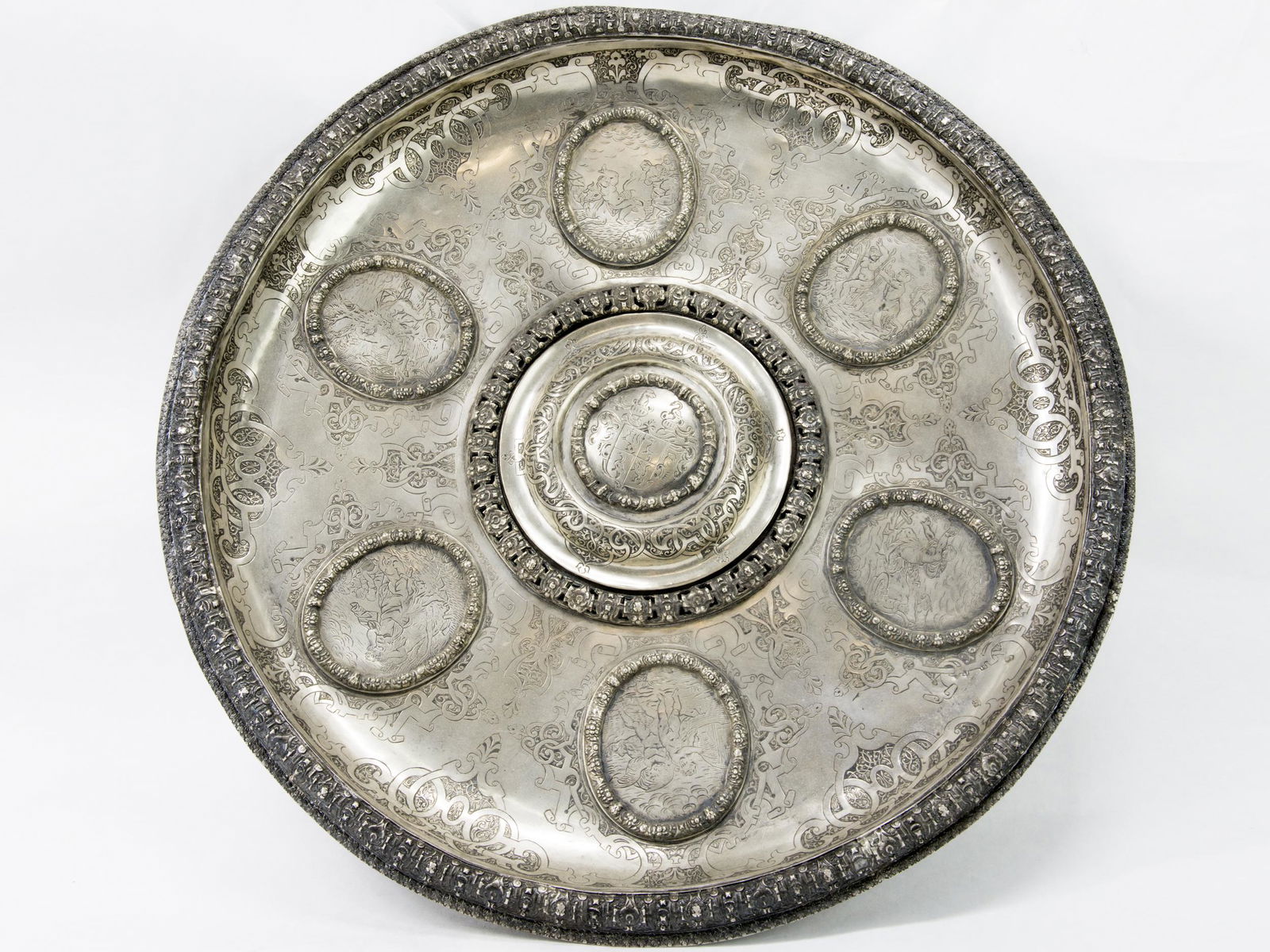 Large Silver Plate, 17th/19th century (1 of 7)