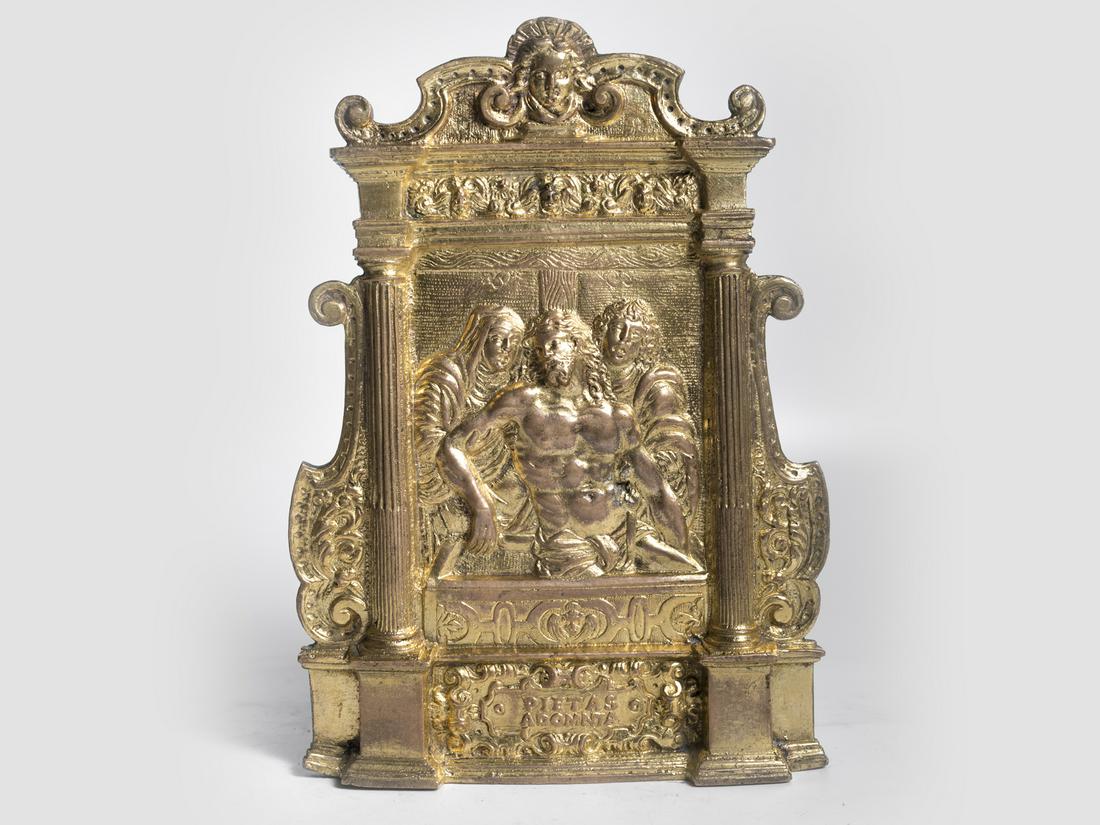 Hans Schwarz, Augsburg 1492 - ca. 1550: Hans SchwarzAugsburg 1492 - ca. 1550, circlePietas AdominaAround 1550Bronze cast & engraved in sculptural reliefGiltHeight 17 cm, width 12 cmA finely gilded Renaissance Kunstkammer panel depicting the
