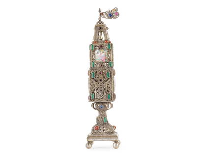 Besamim tower, Around 1900: Besamim towerAround 1900silverEnameled plaquesColored gemstones/gemstones?Height 31 cm, 7.5 x 7.5 cmWeight 563.7 gThis richly decorated Besamim tower, made around 1900, is in the direct tradition of t