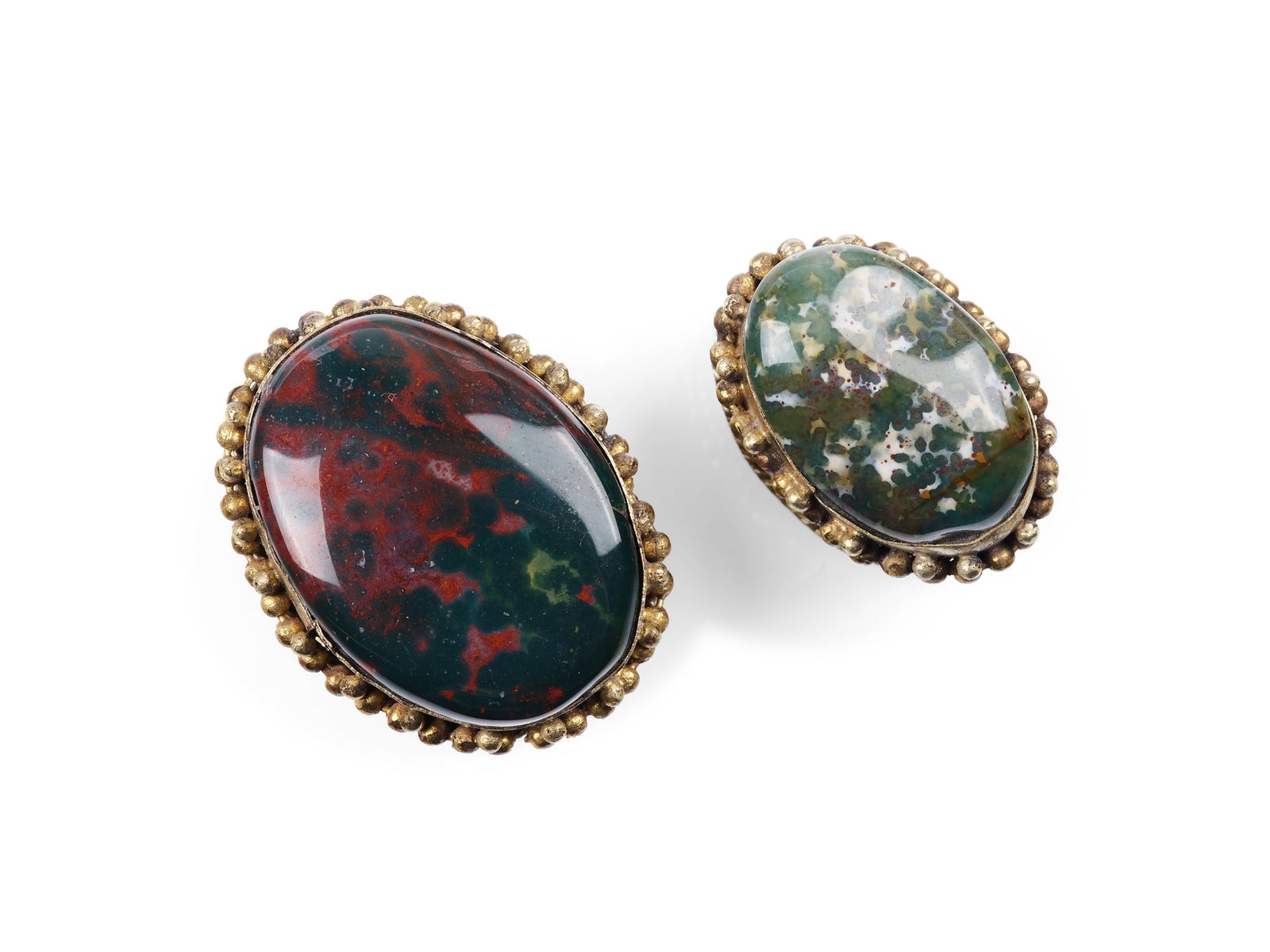 Pair of pill boxes, Around 1900: Pair of pill boxesAround 1900With heliotropes or bloodstonesLength 3.5 and 3 cm respectively