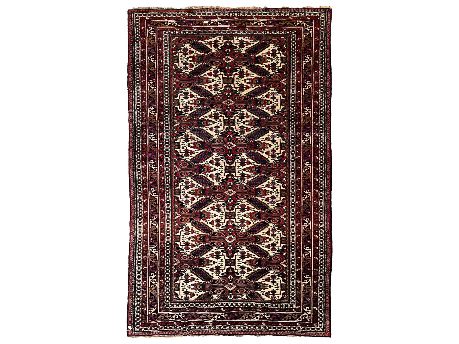 ORIENTAL CARPET: Oriental carpet 266 x 158 cm