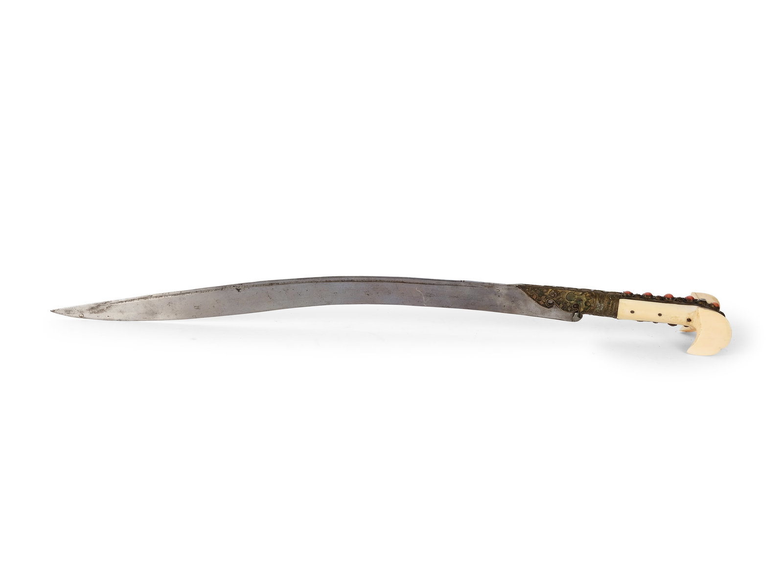 JATAGAN, OTTOMAN: Jatagan Ottoman 19th century Handle made of bone Length 67 cm